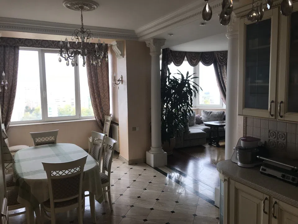 Классическая квартира с лоджиями, фото 16