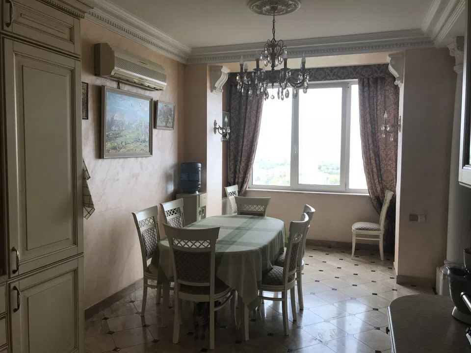 Классическая квартира с лоджиями, фото 17