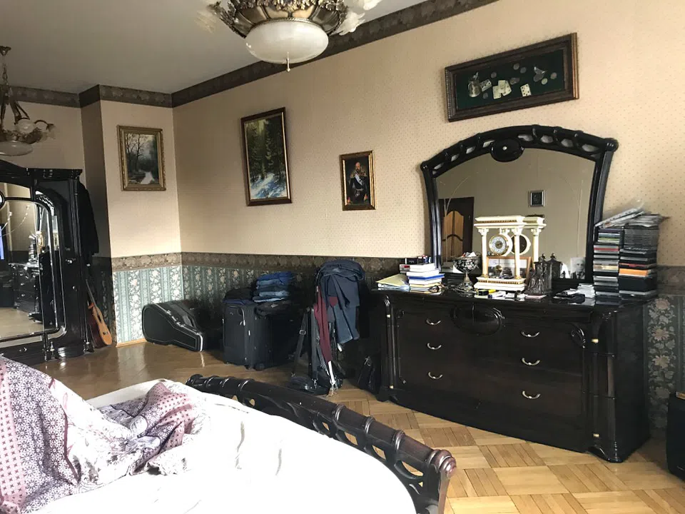 Классическая сталинка с обилием дерева, фото 8