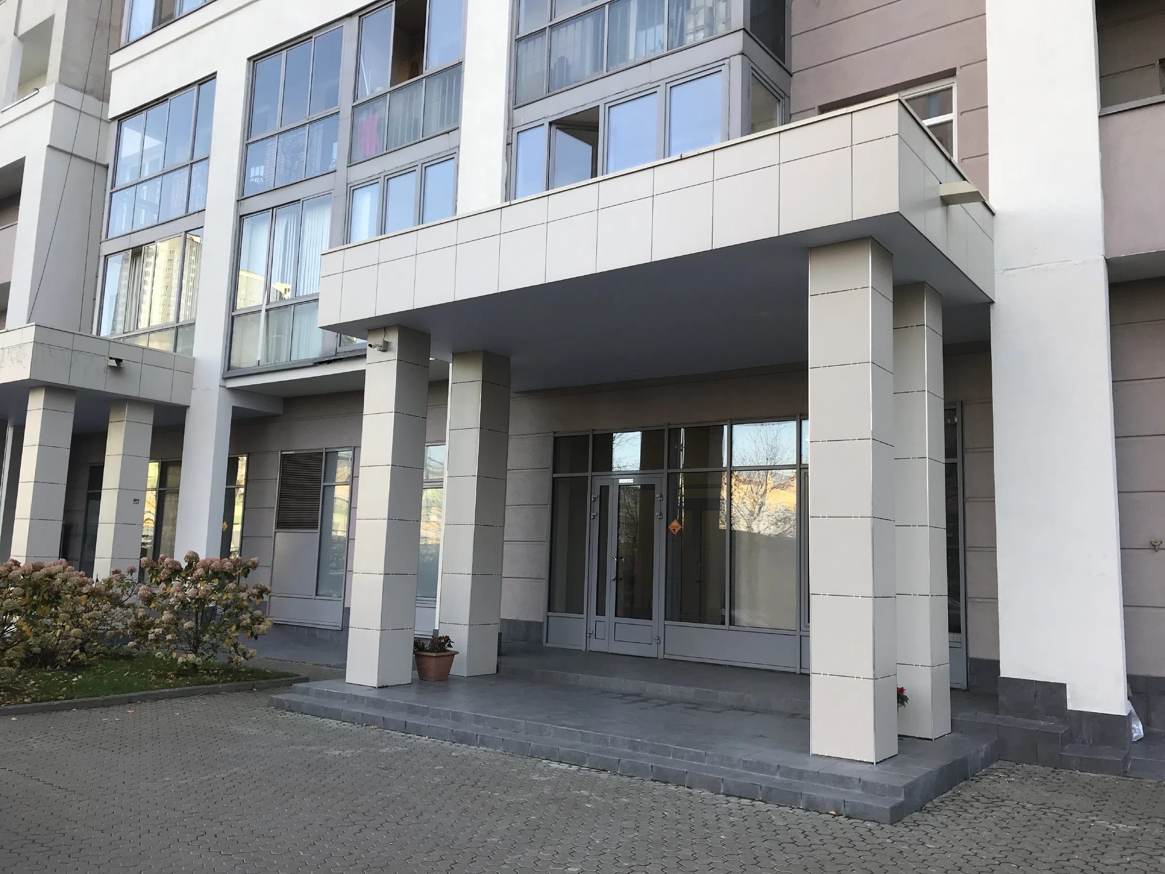Лофт в современном здании, фото 2