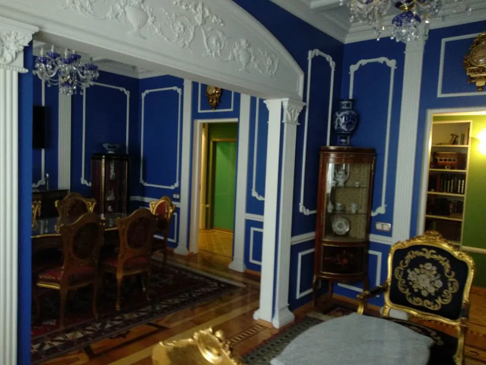 Королевская гостиная синего цвета, фото 2