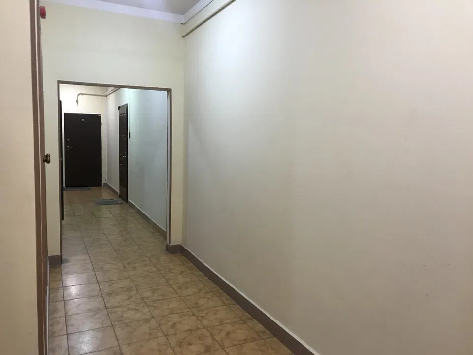 Квартира с глянцевым полом, фото 12