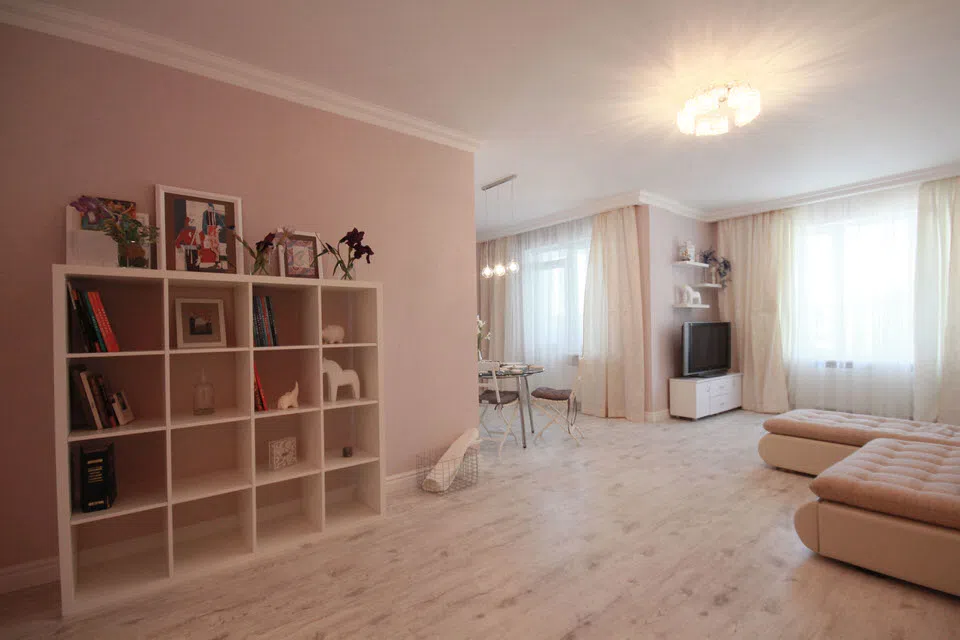 Розовая квартира с граффити, фото 9
