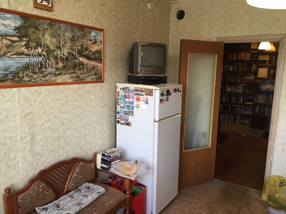 Библиотечный коридор Хрущёвки, фото 10