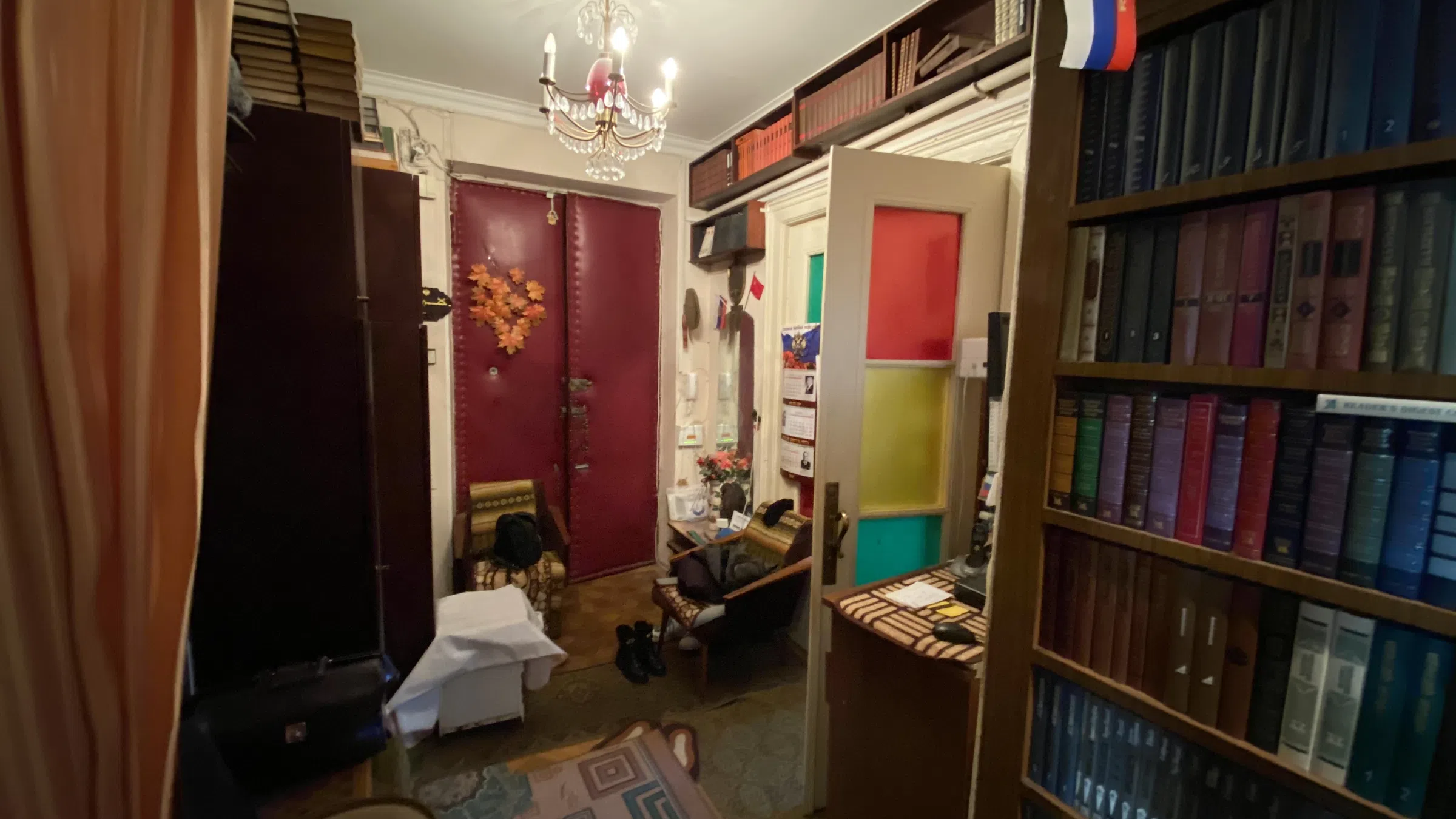 Сталинка с серым подъездом, фото 11