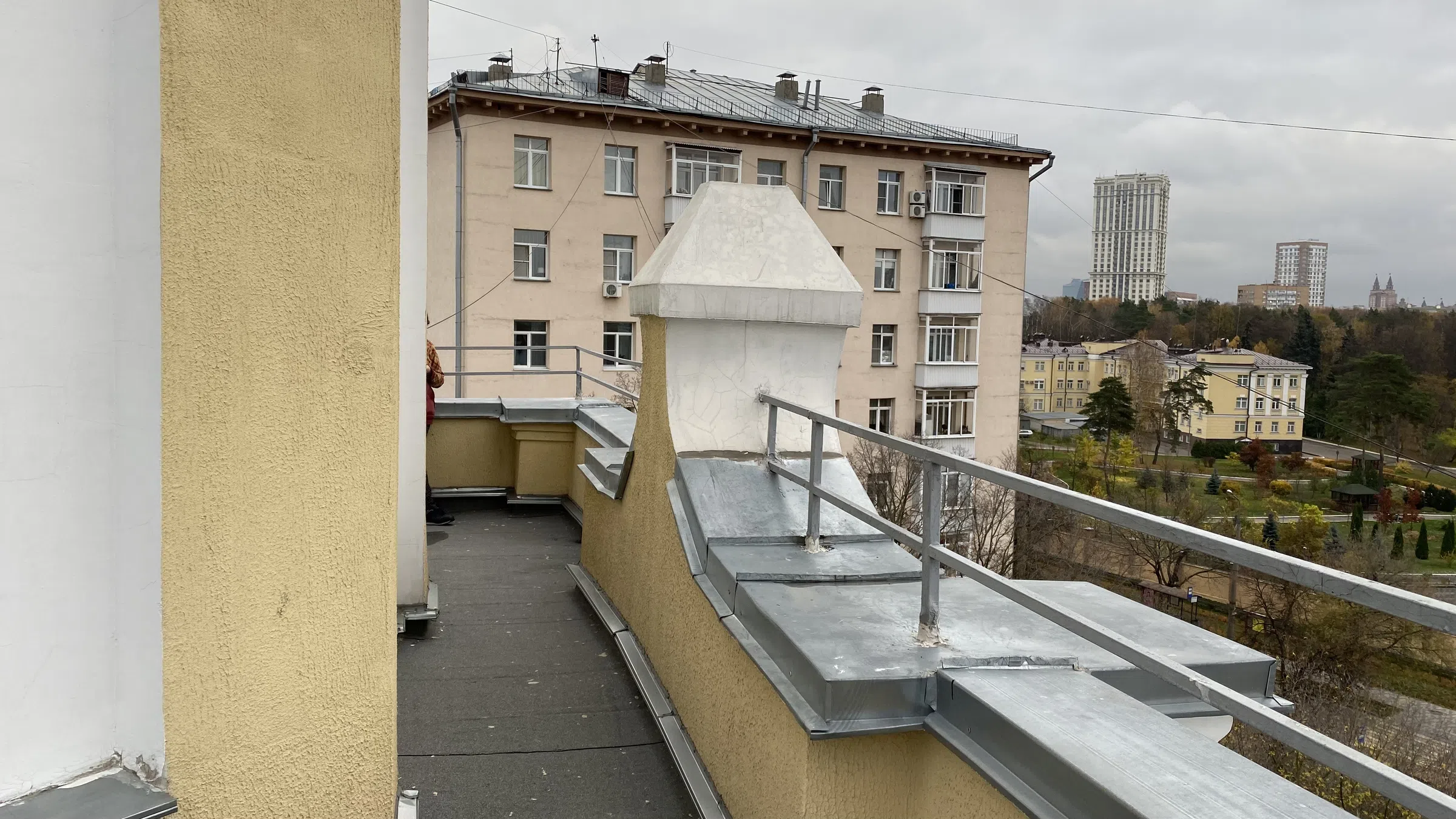Сталинка с выходом на крышу, фото 16