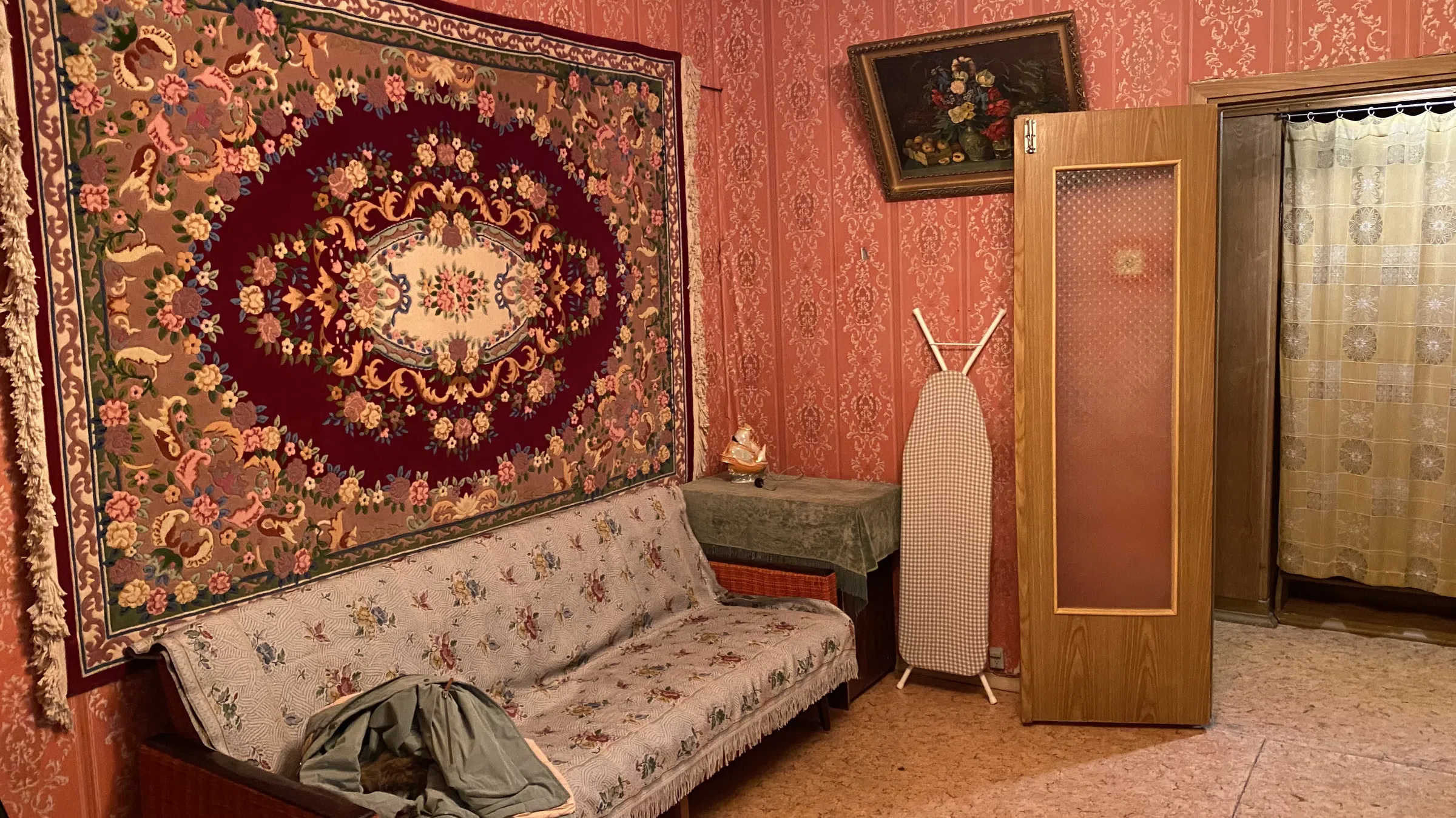 Кабинет с красной люстрой, фото 17