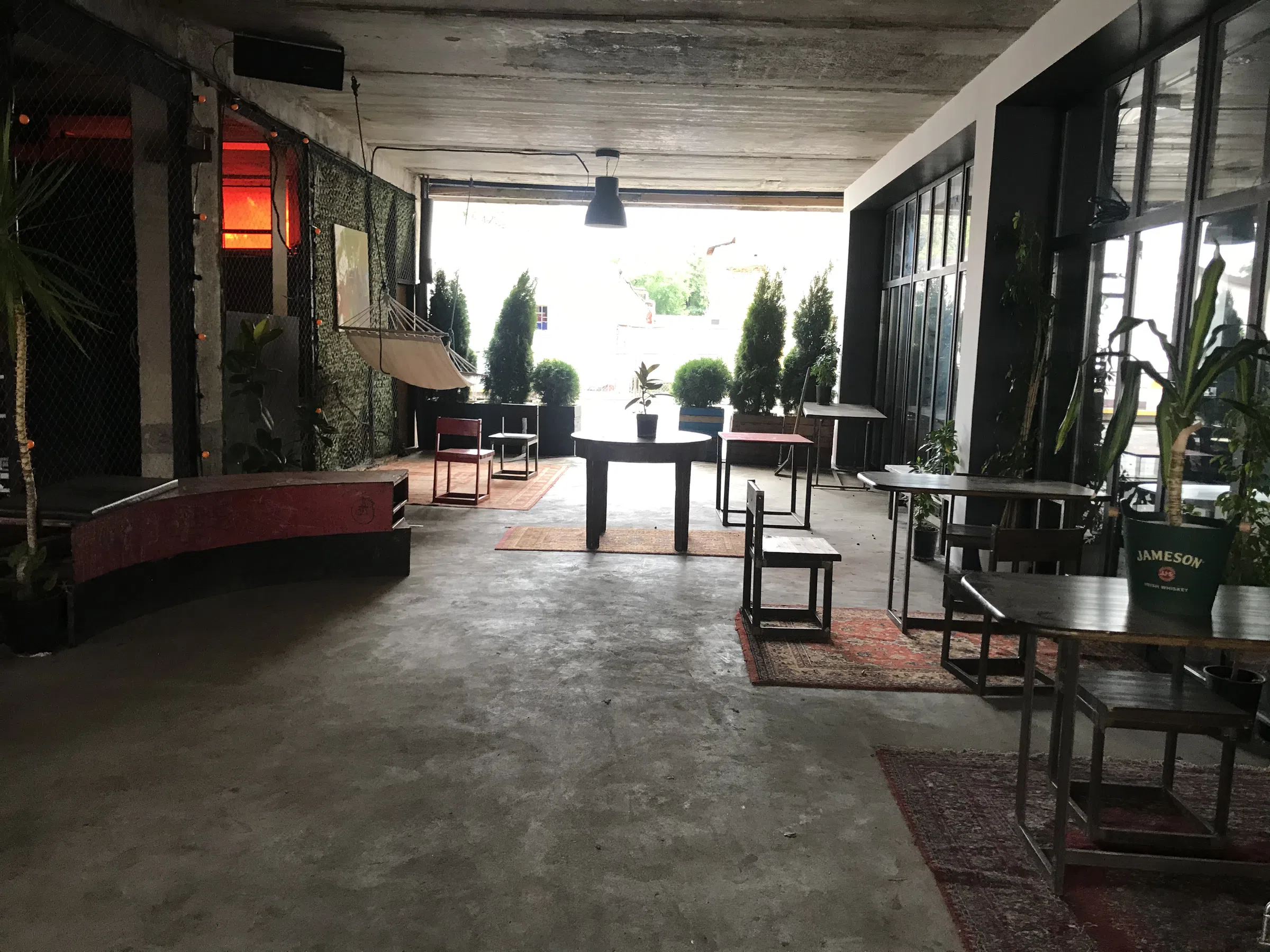 Ретро клуб с декором, фото 10