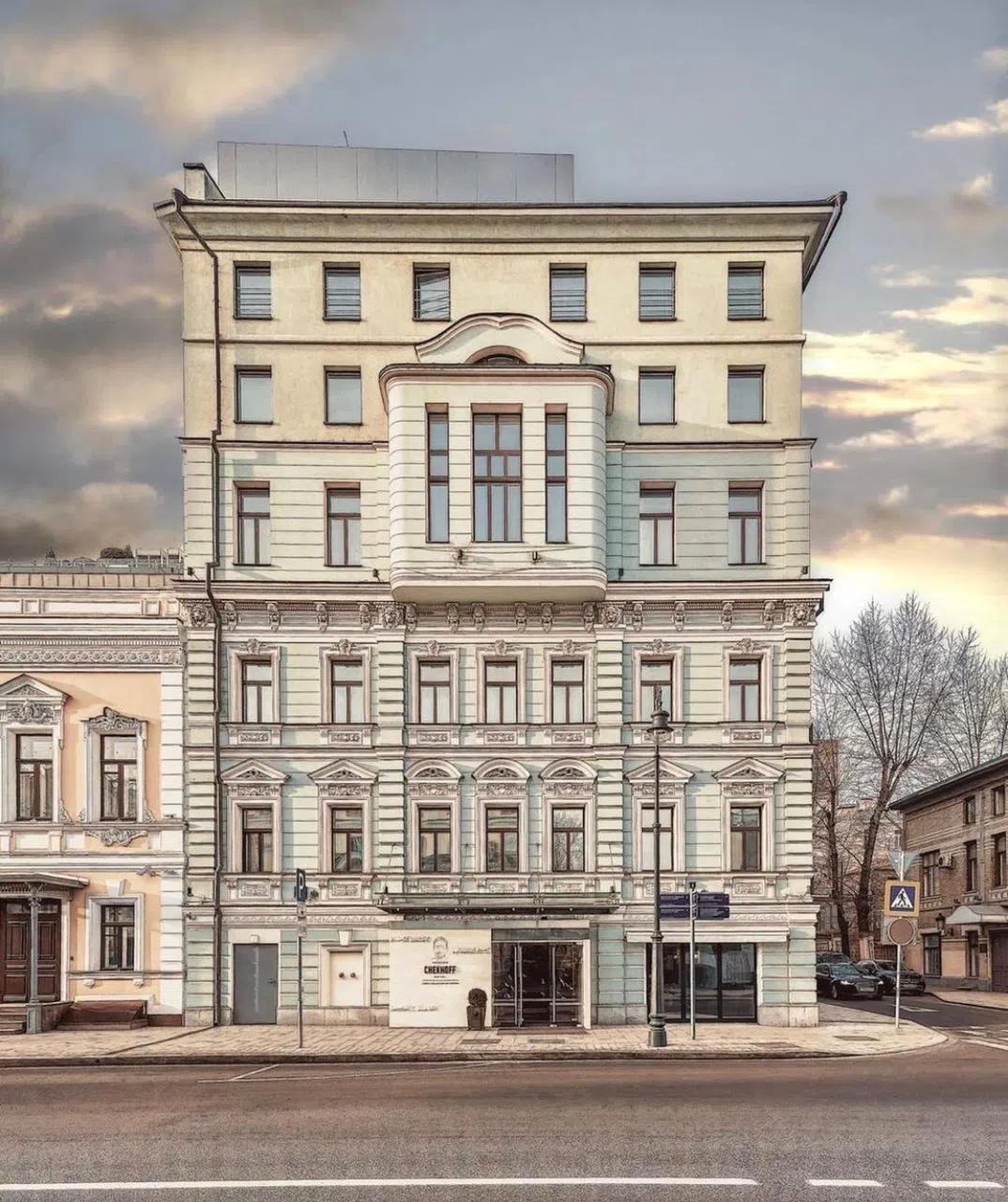 Элегантный отель с террасой, фото 3