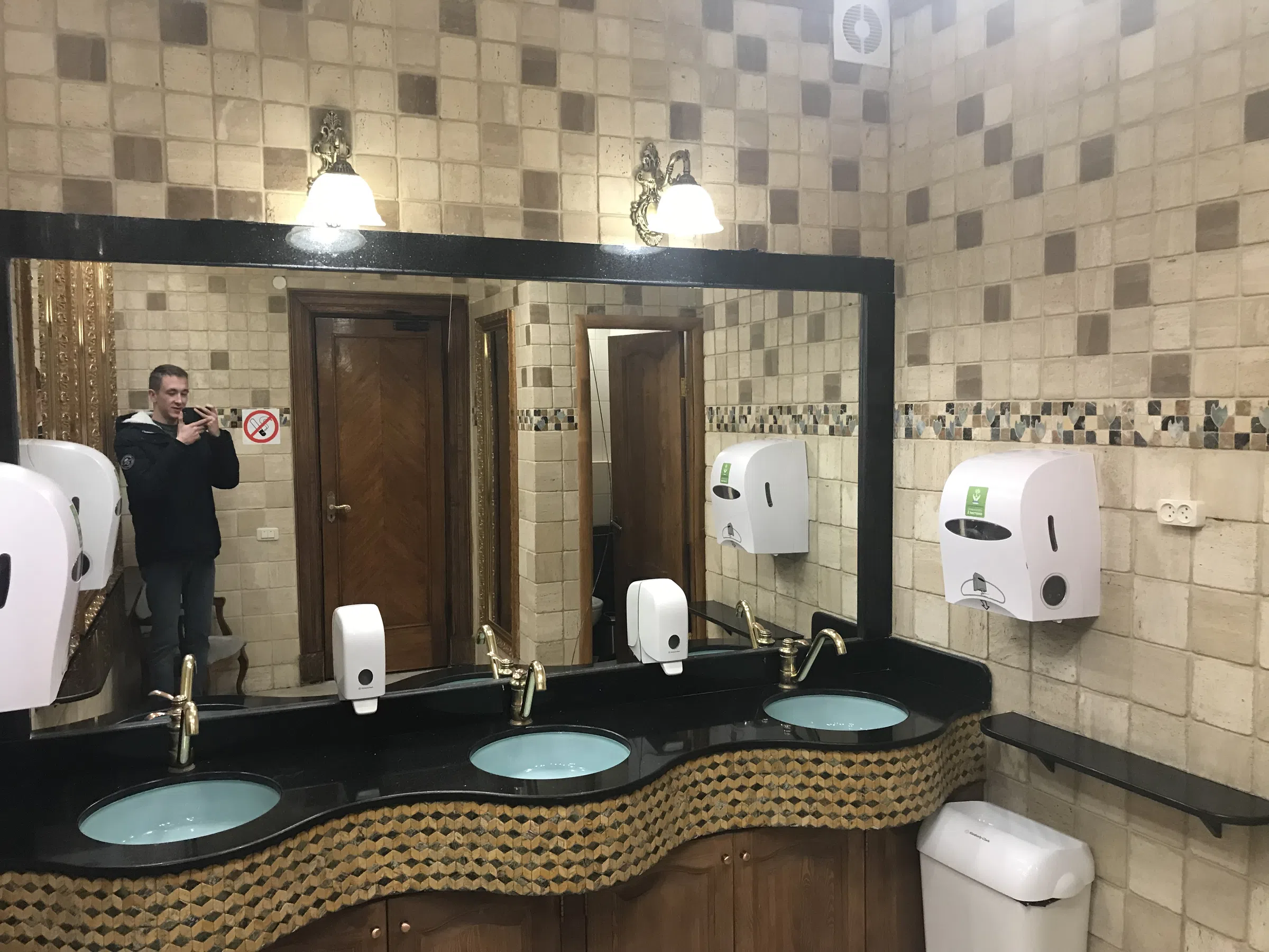 Банкетный холл с мозаикой, фото 1