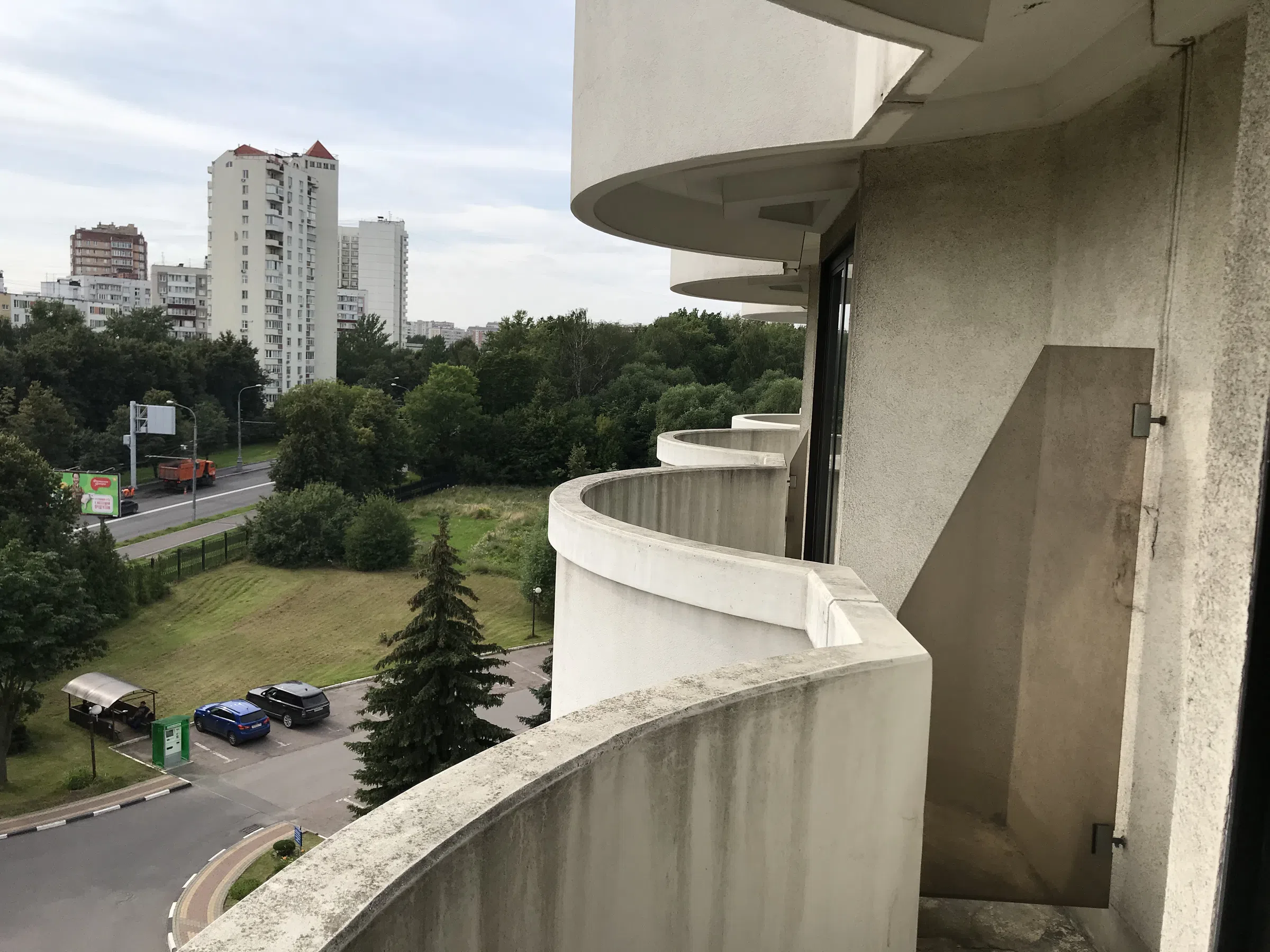 Атриум с винтовой колонной, фото 21