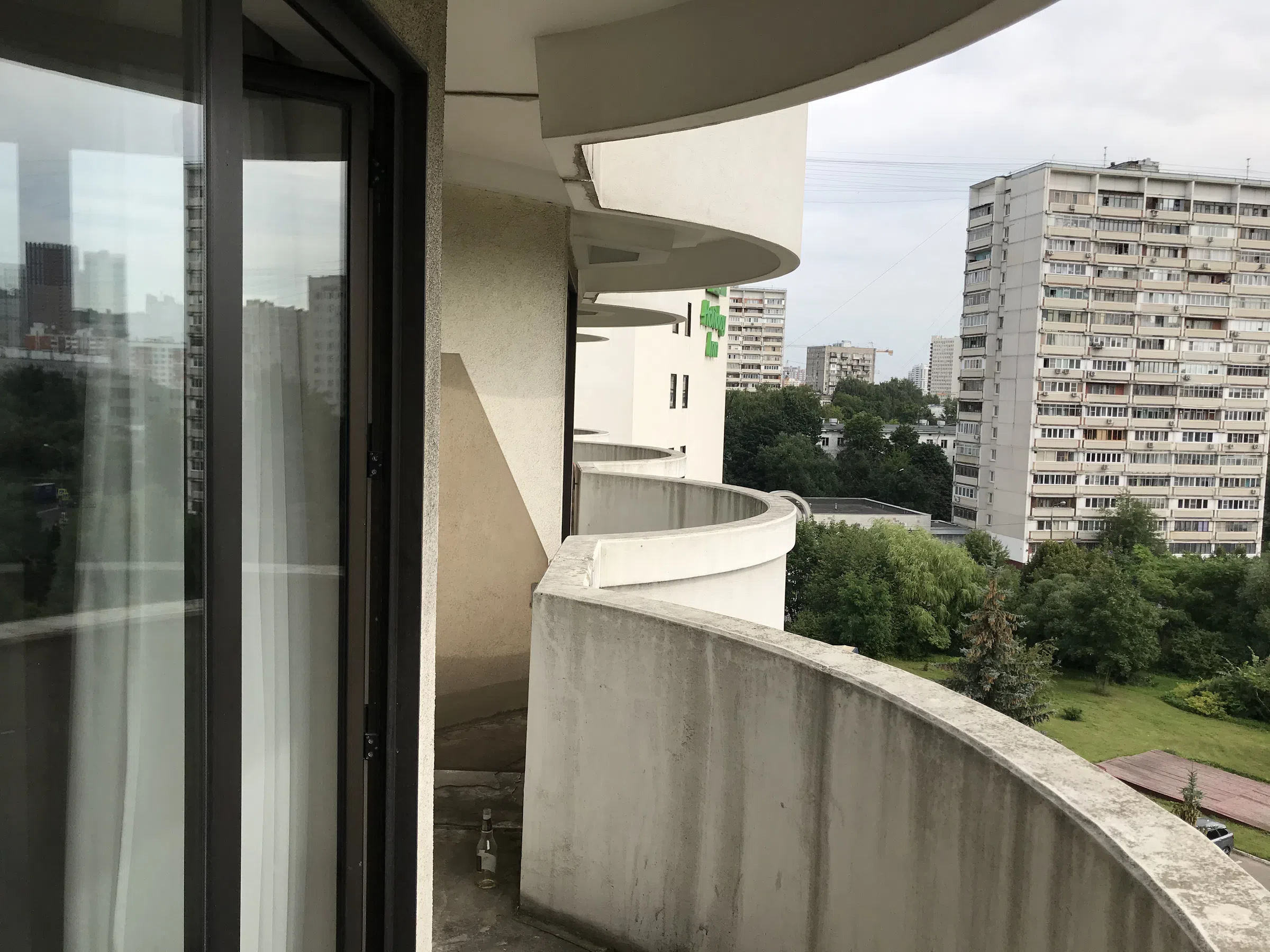 Атриум с винтовой колонной, фото 24