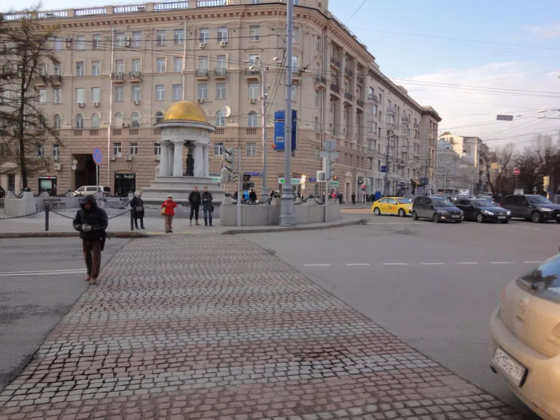 Здание с граффити, фото 12