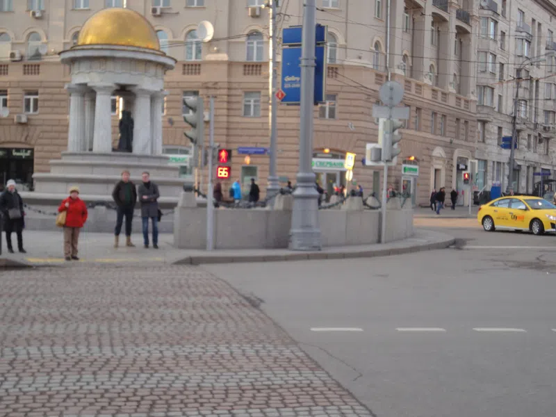 Здание с граффити, фото 13