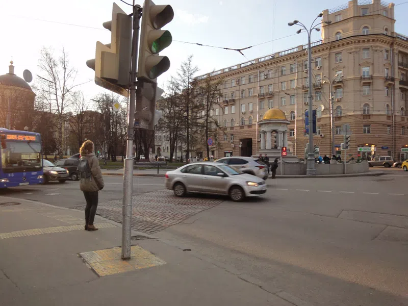 Здание с граффити, фото 8