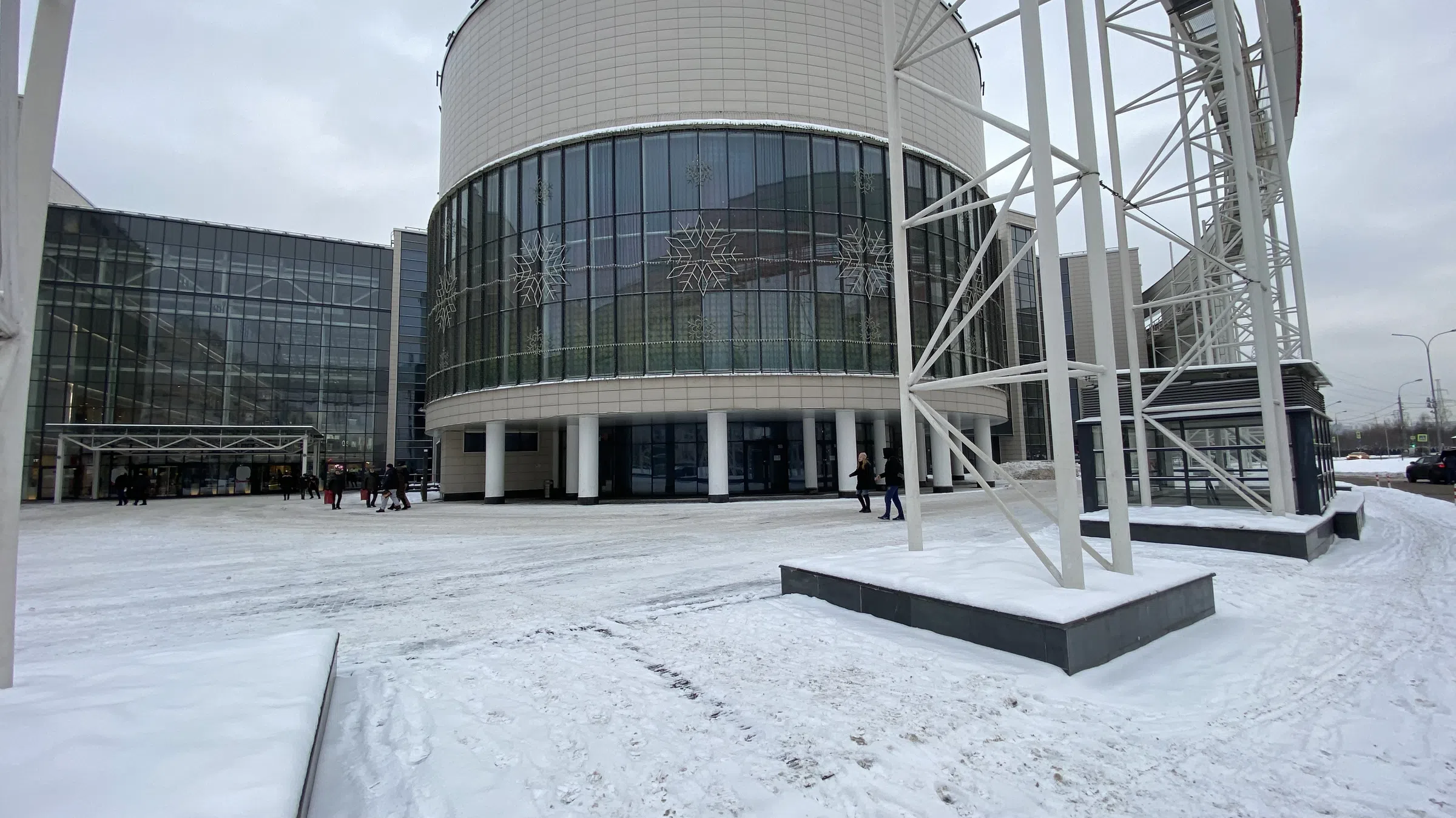Подземная парковка торгового центра, фото 13