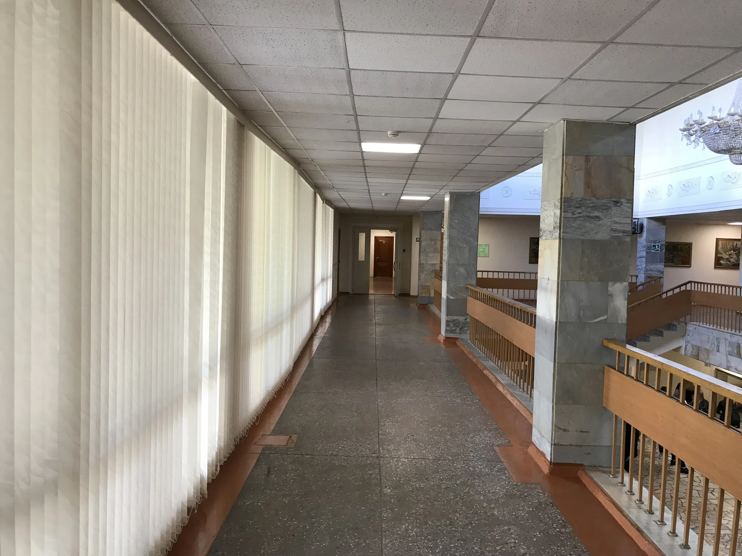 Университет с вестибюлем в стиле сталинского ампира, фото 23