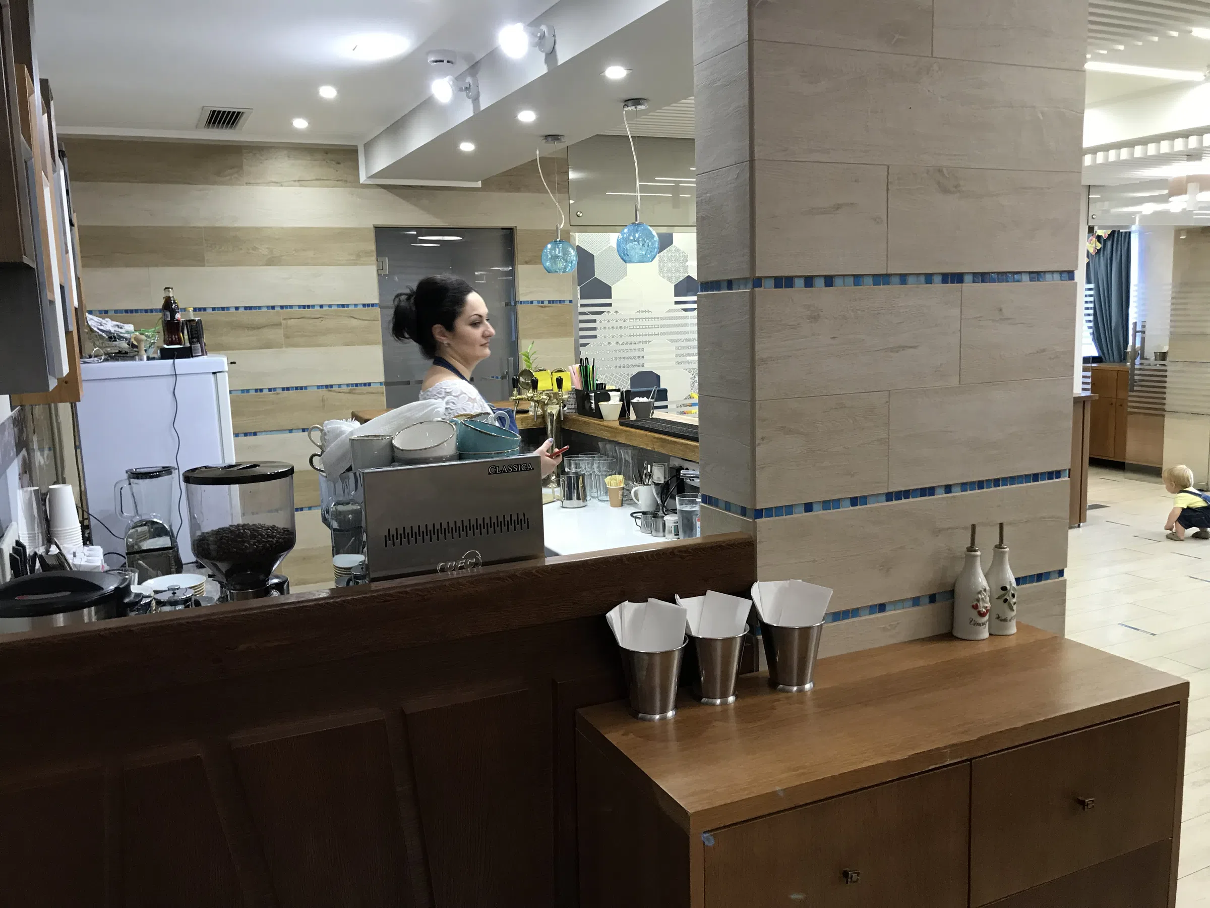 Кафе в голубых тонах, фото 15