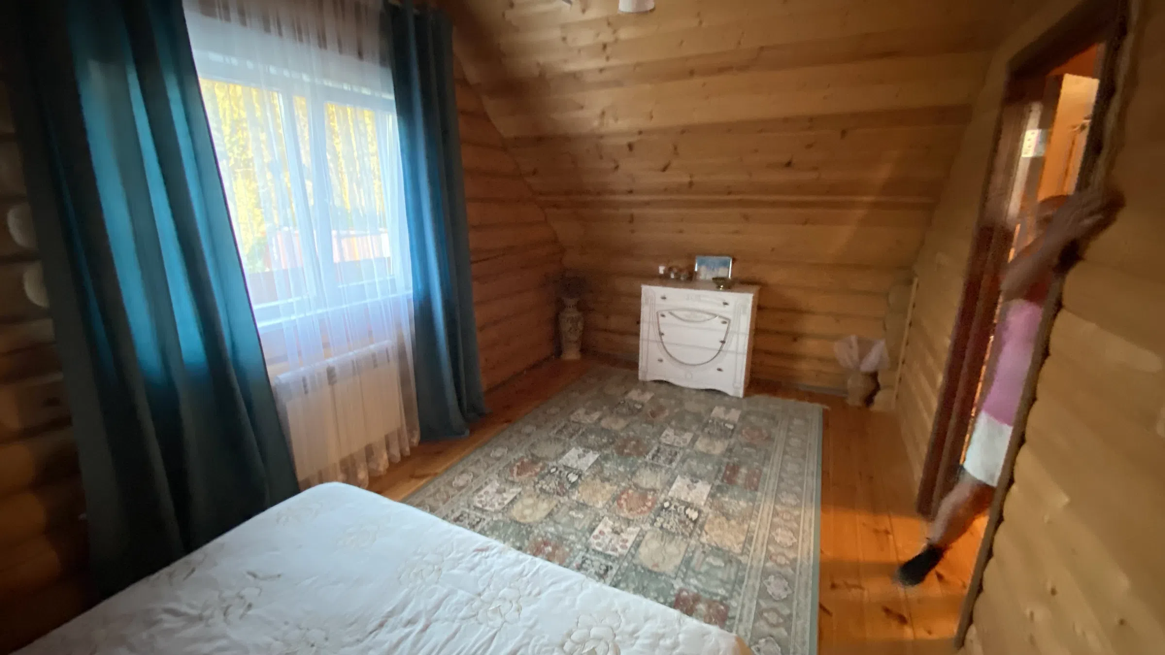 Деревенский дом со срубом, фото 20