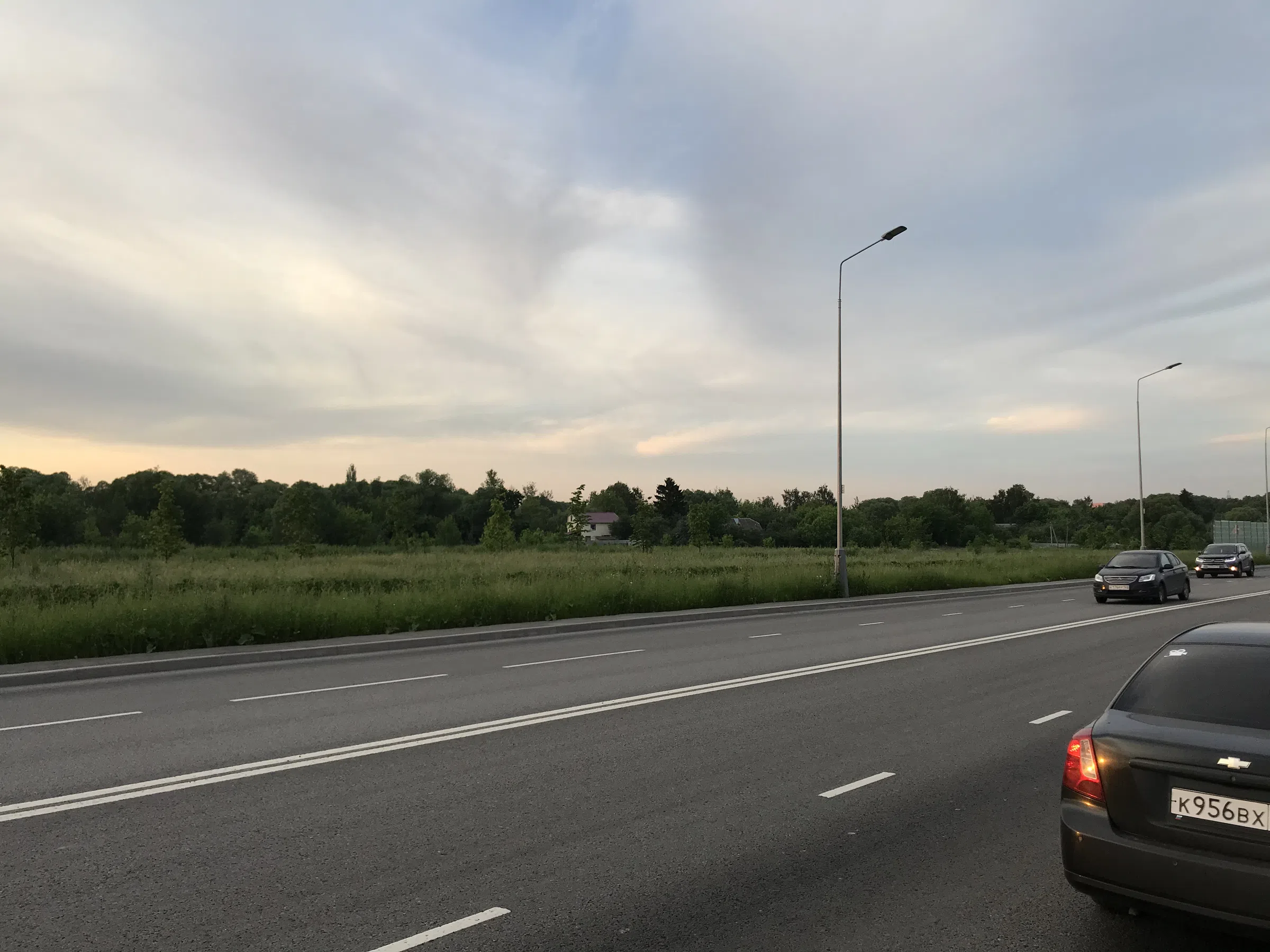 Широкое шоссе у леса, фото 7