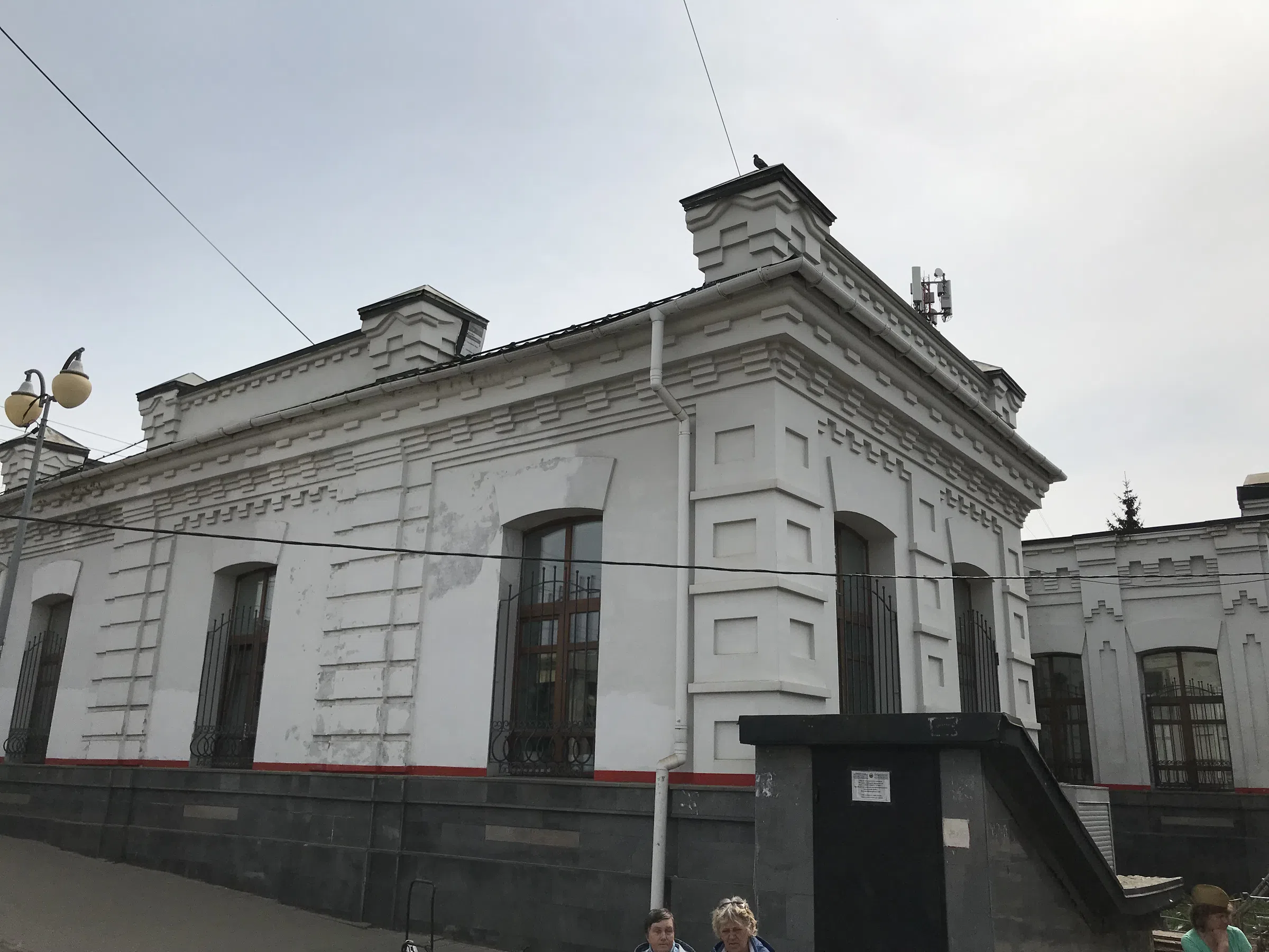 Белый вокзал с рельсами, фото 21