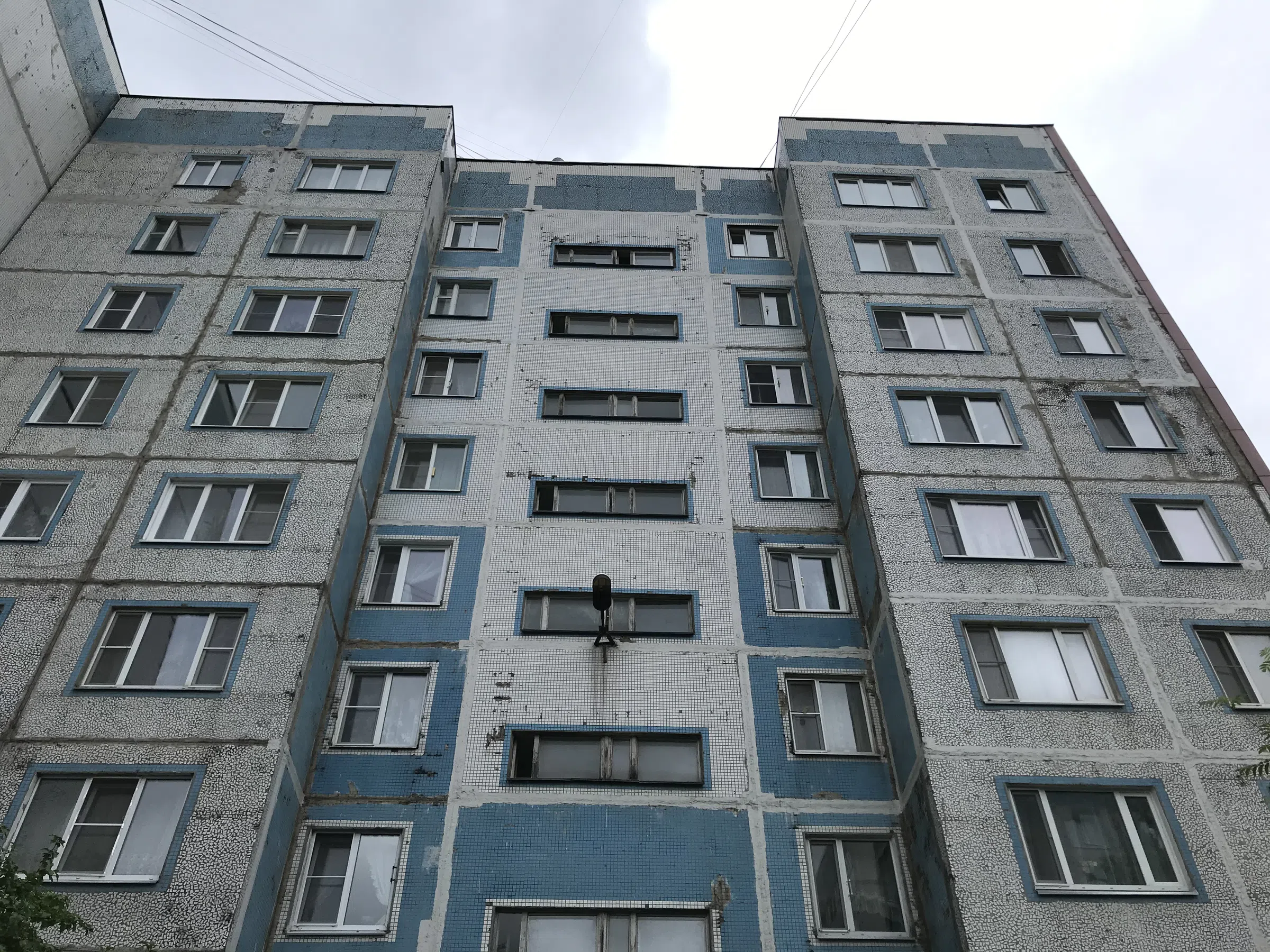 Панелька с двориком, фото 2