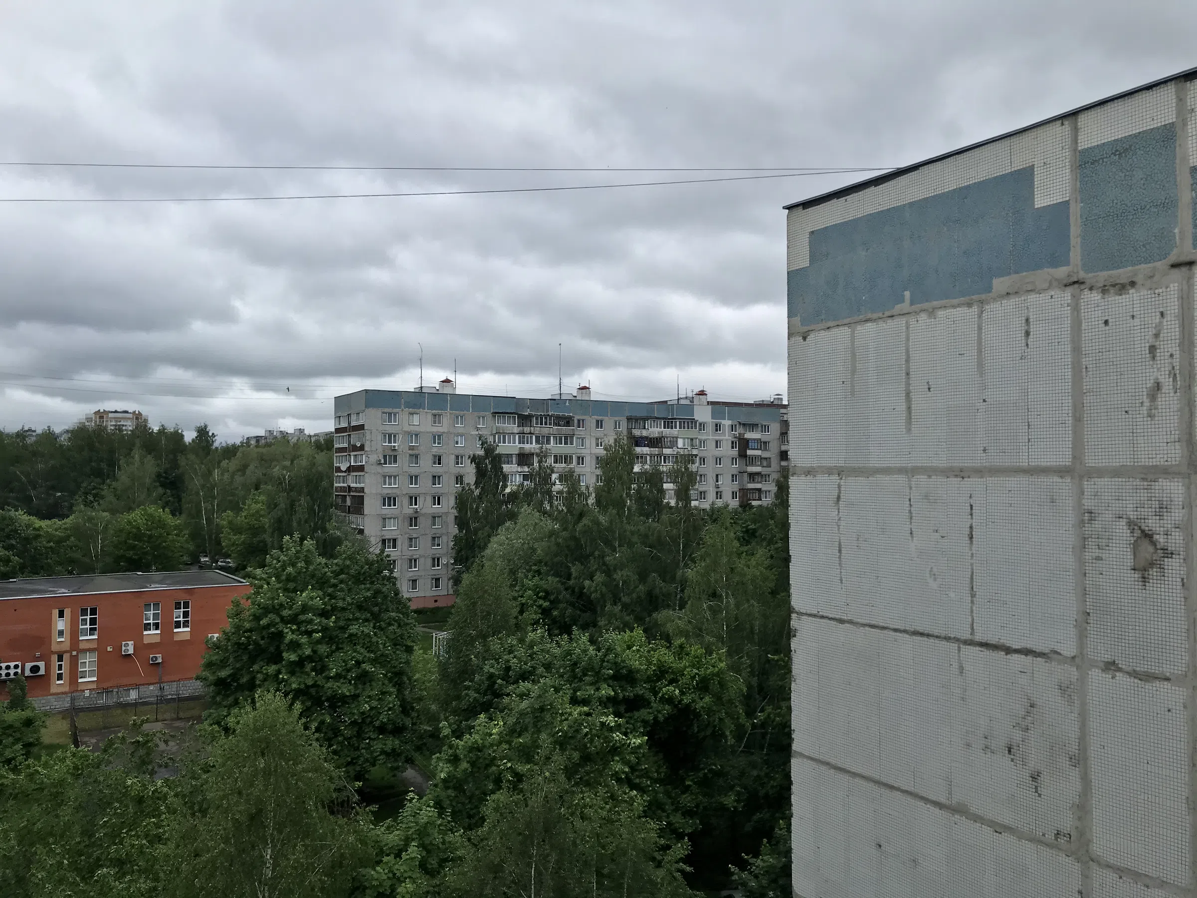 Панелька с двориком, фото 15