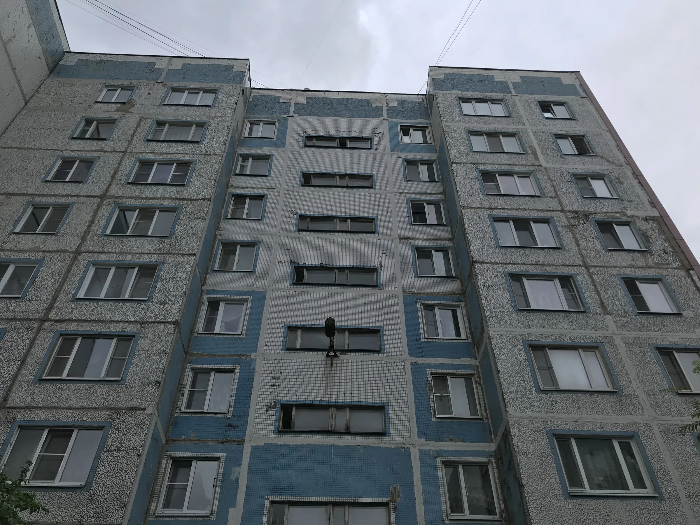Панелька с двориком, фото 3