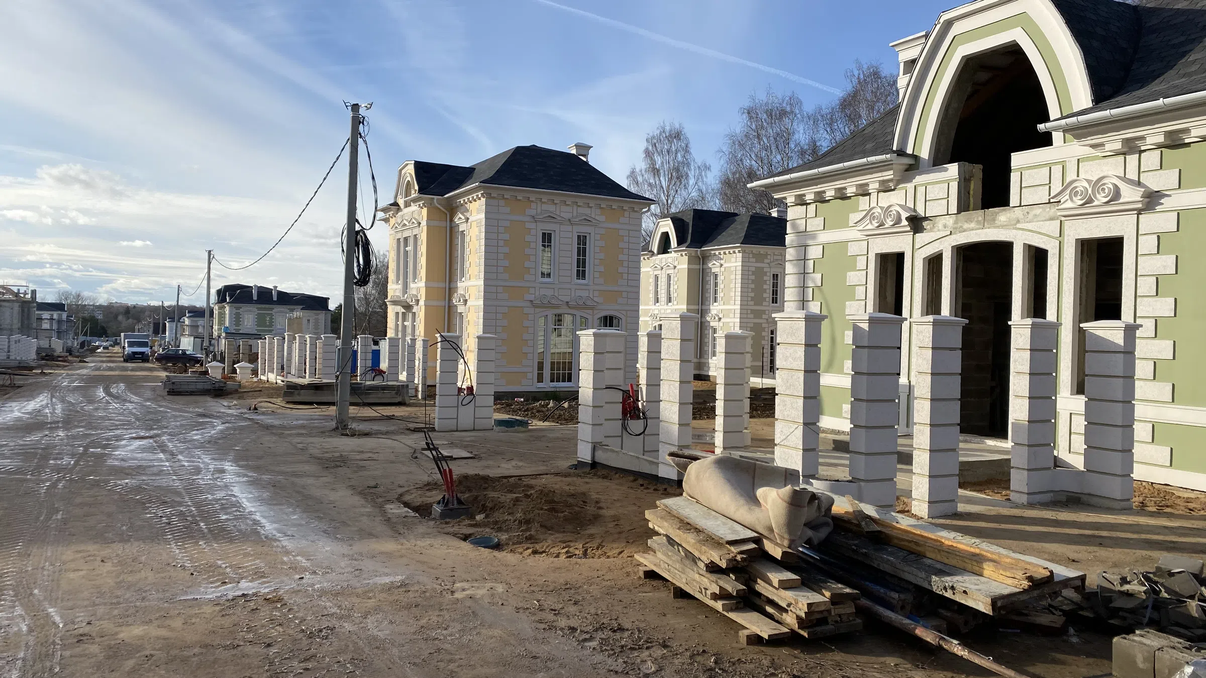 Новые неоклассические коттеджи, фото 2