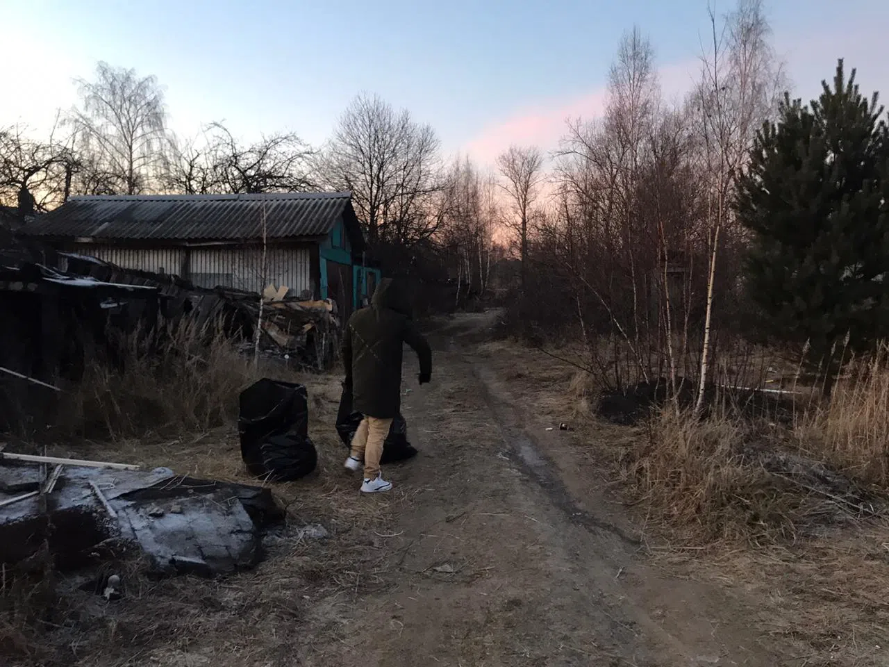 Хибара на закате, фото 2