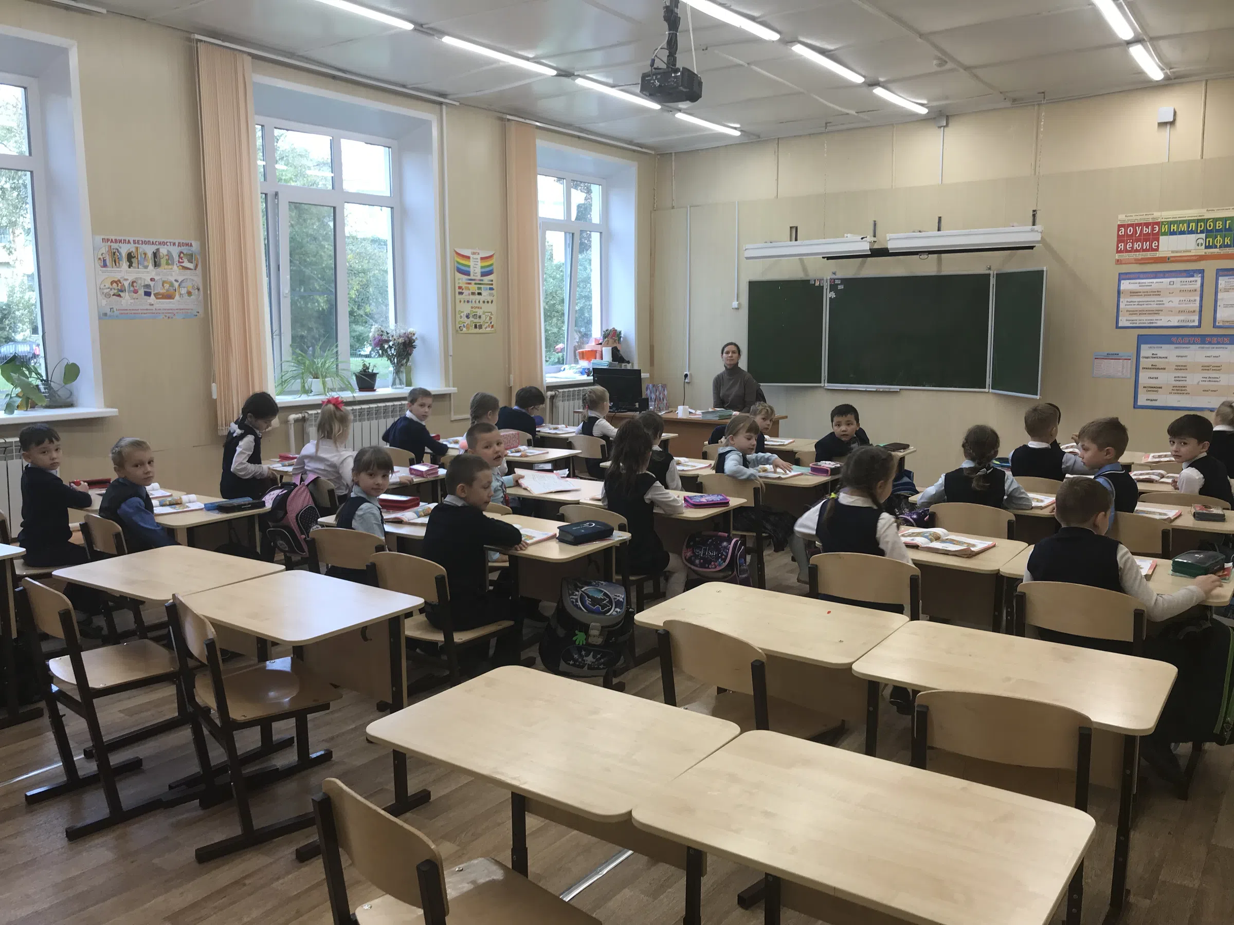 Классическая школа с парадным входом, фото 13
