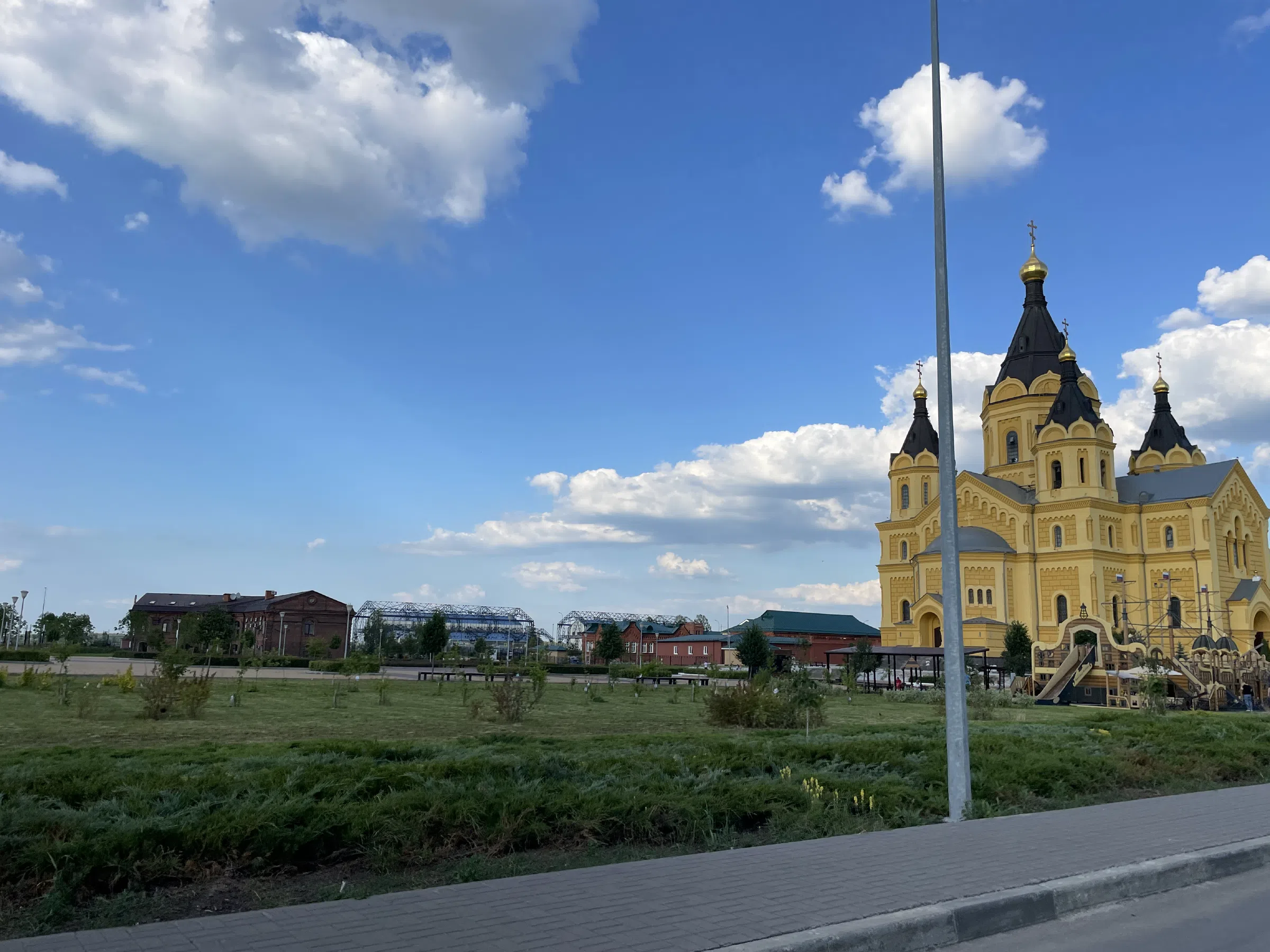 Набережная с храмом, фото 2