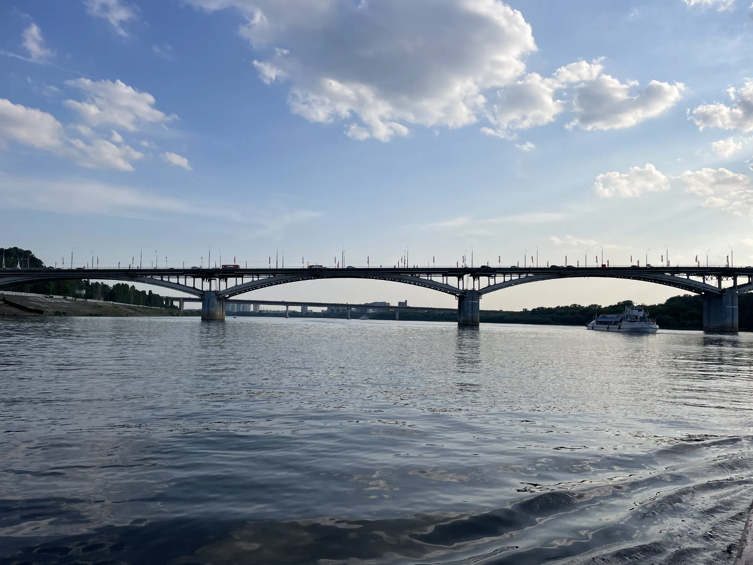 Набережная с теплоходами, фото 9