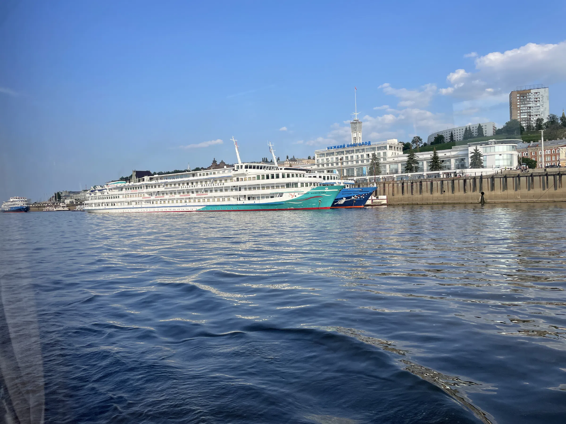 Набережная с теплоходами, фото 5