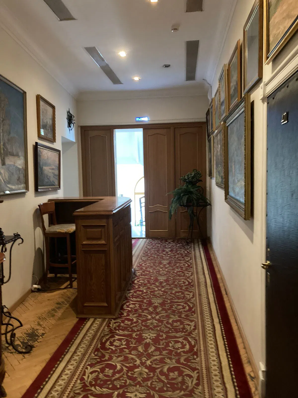 Кабинеты с резным деревом, фото 3