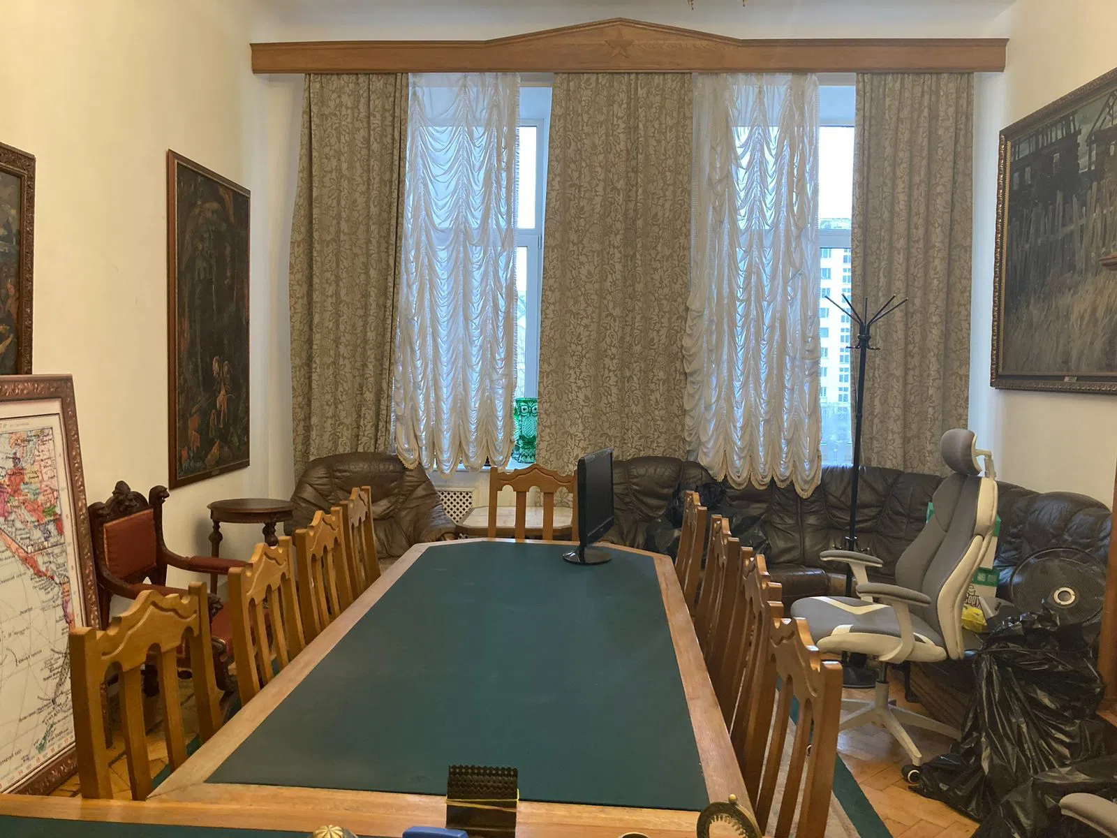 Кабинеты с резным деревом, фото 23