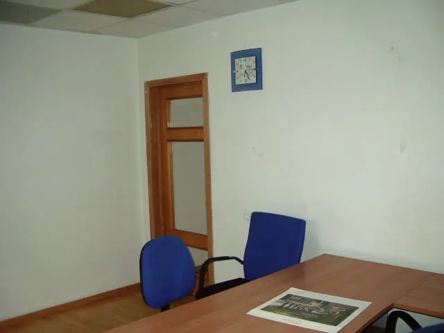 Многоуровневый офис с винтовой лестницей, фото 15