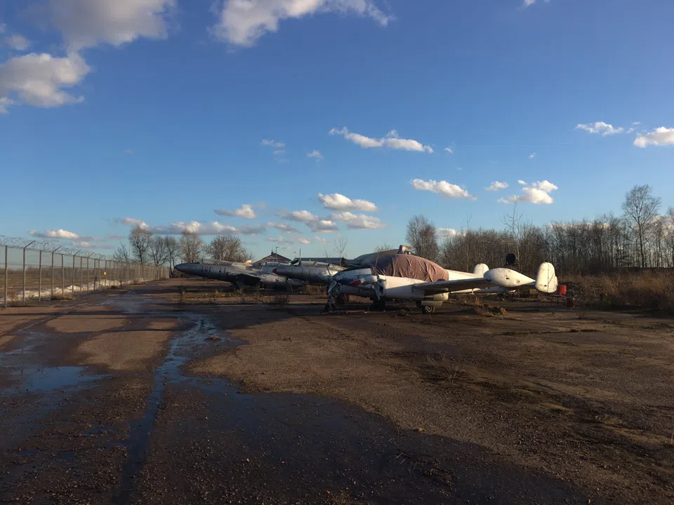 Ангар с вертолётом, фото 1