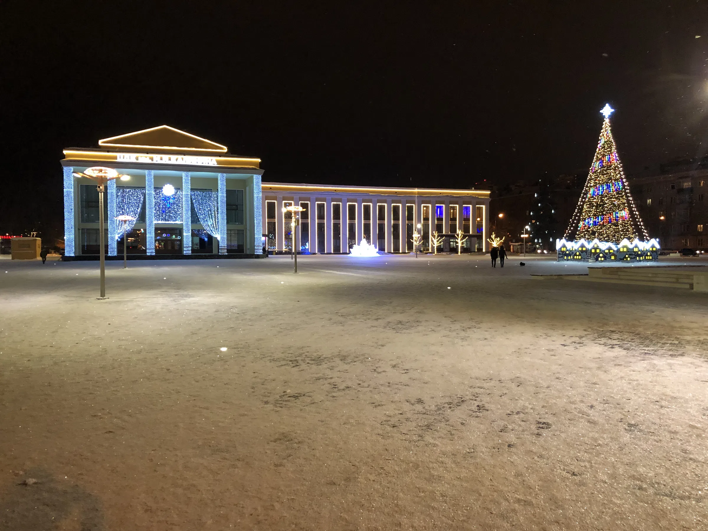 Театр с новогодней ёлкой, фото 2