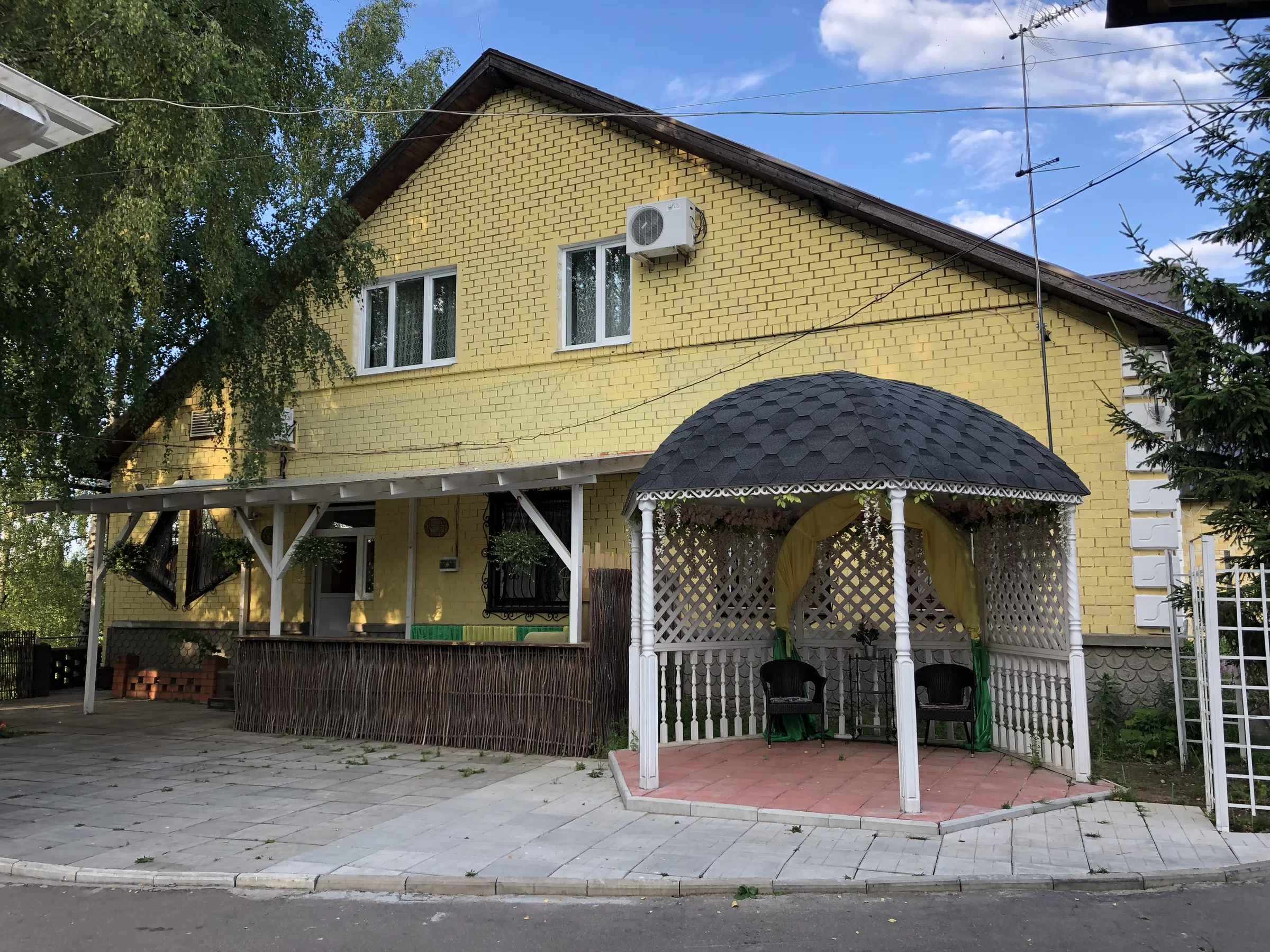 Ресторан с русской печью и плетёным забором, фото 20