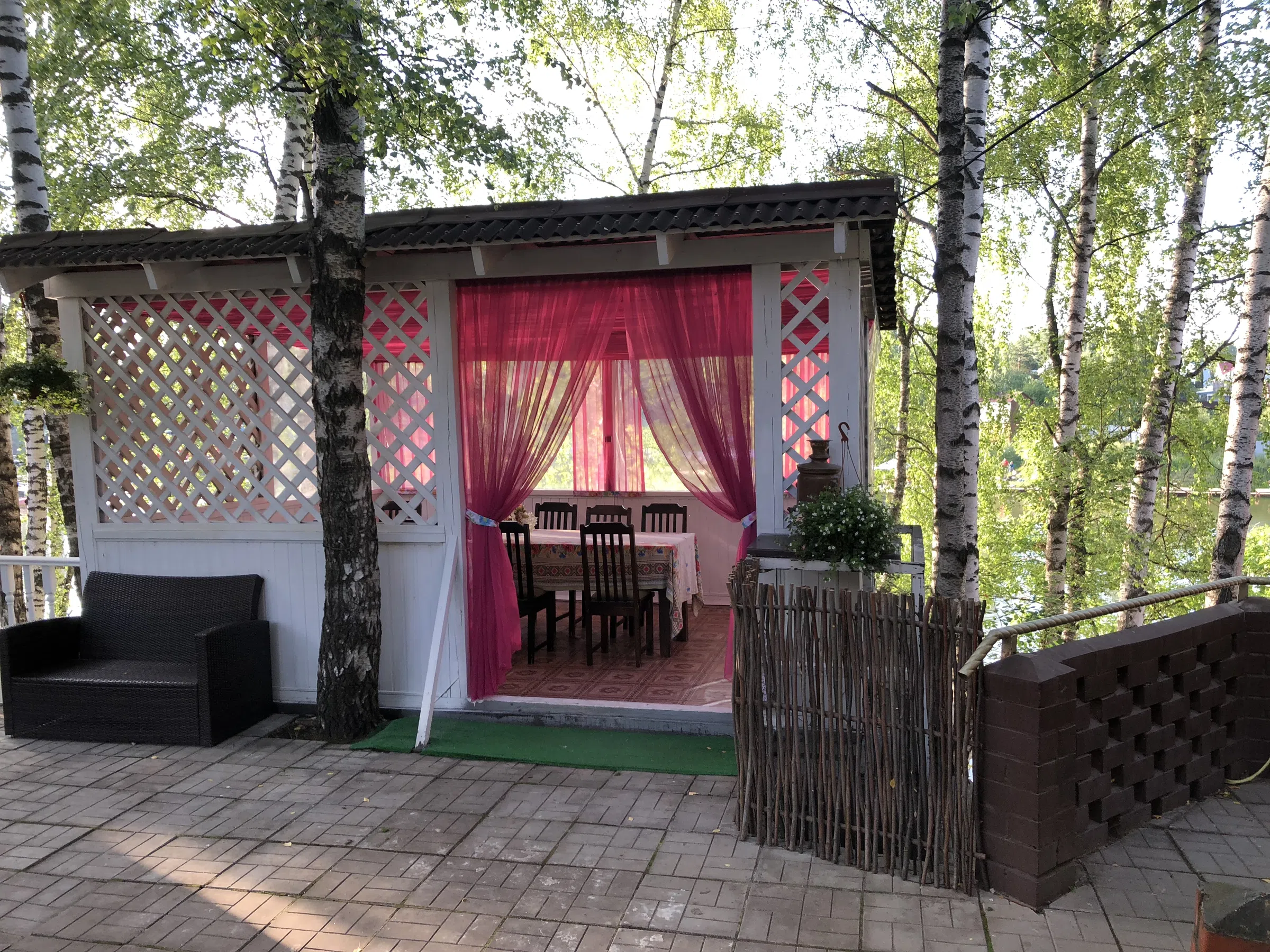 Ресторан с русской печью и плетёным забором, фото 13