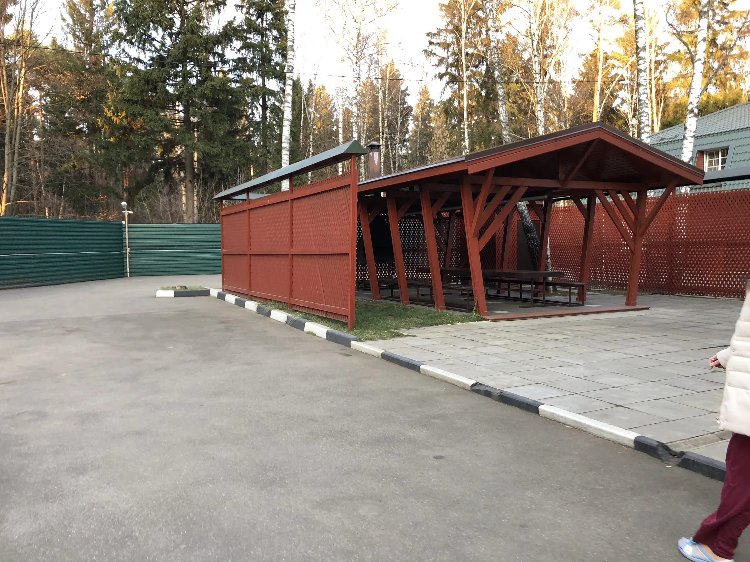 Загородный отель с отделкой деревом, фото 17