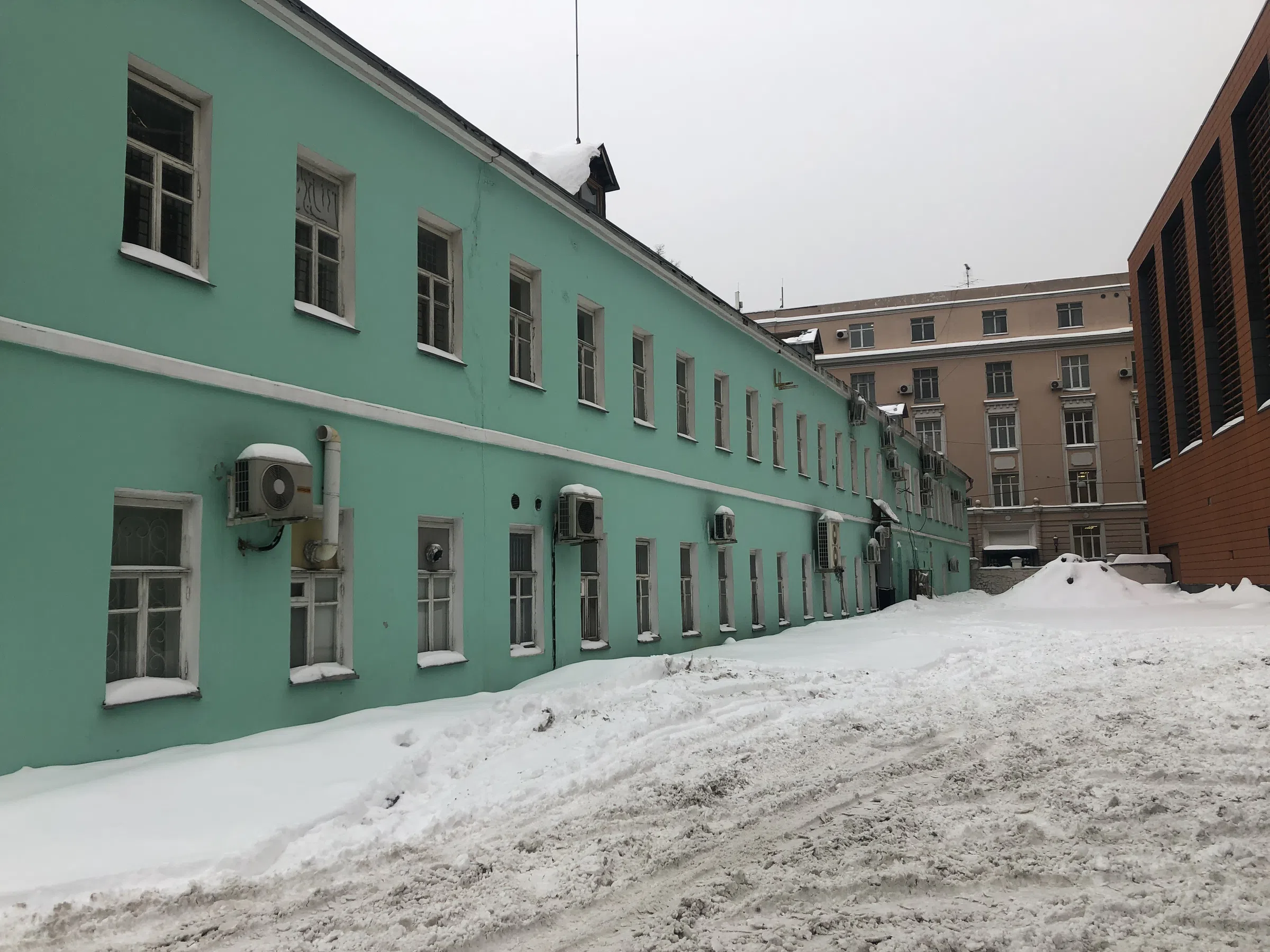 Особняк мятного цвета, фото 1