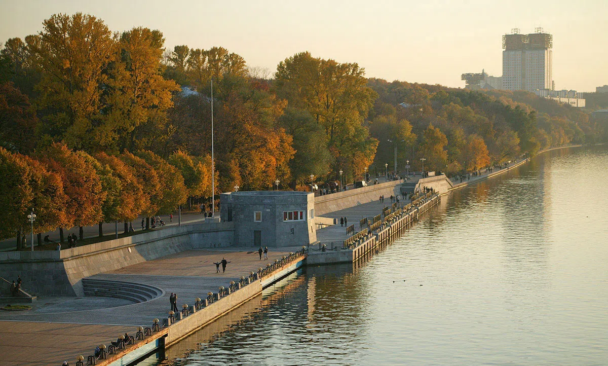Парк у реки, фото 1