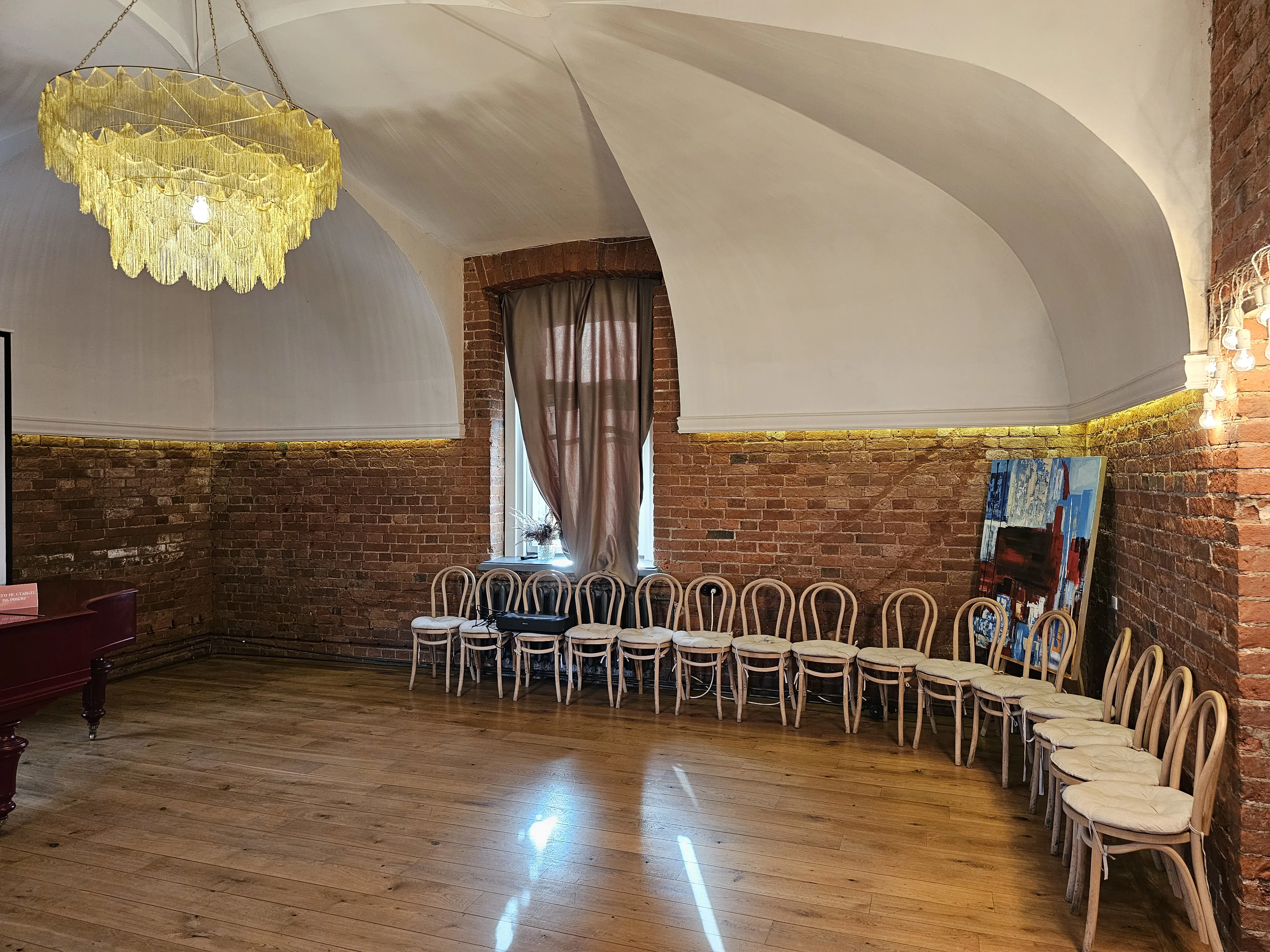 Лофт с арками и кирпичом, фото 6