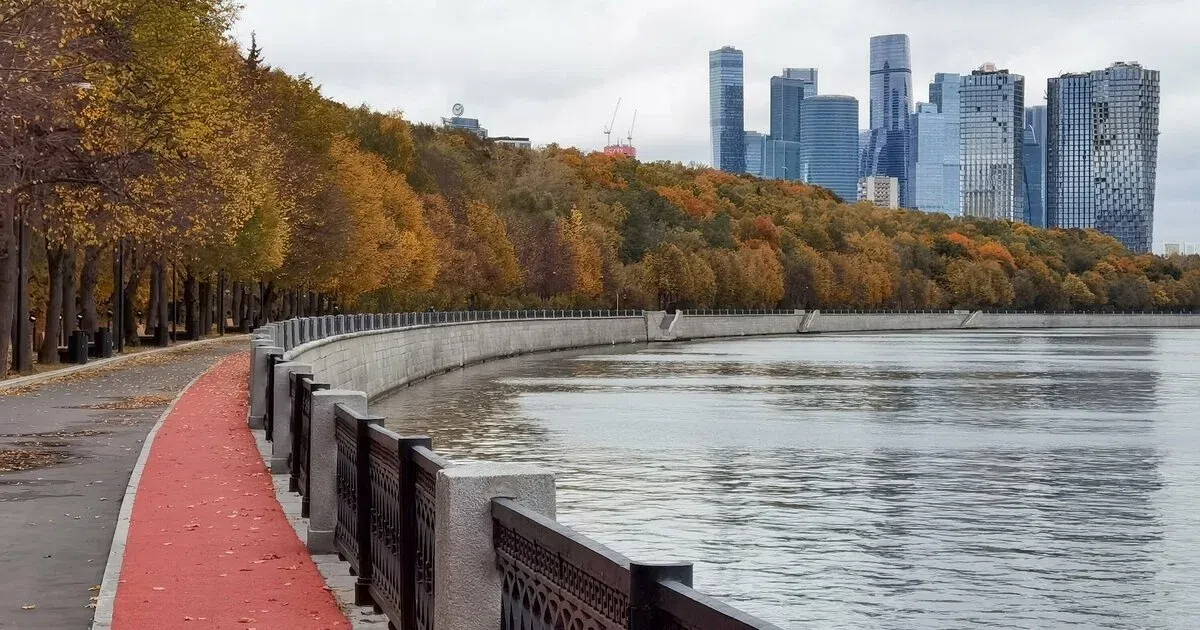 Набережная с видом на город, фото 4