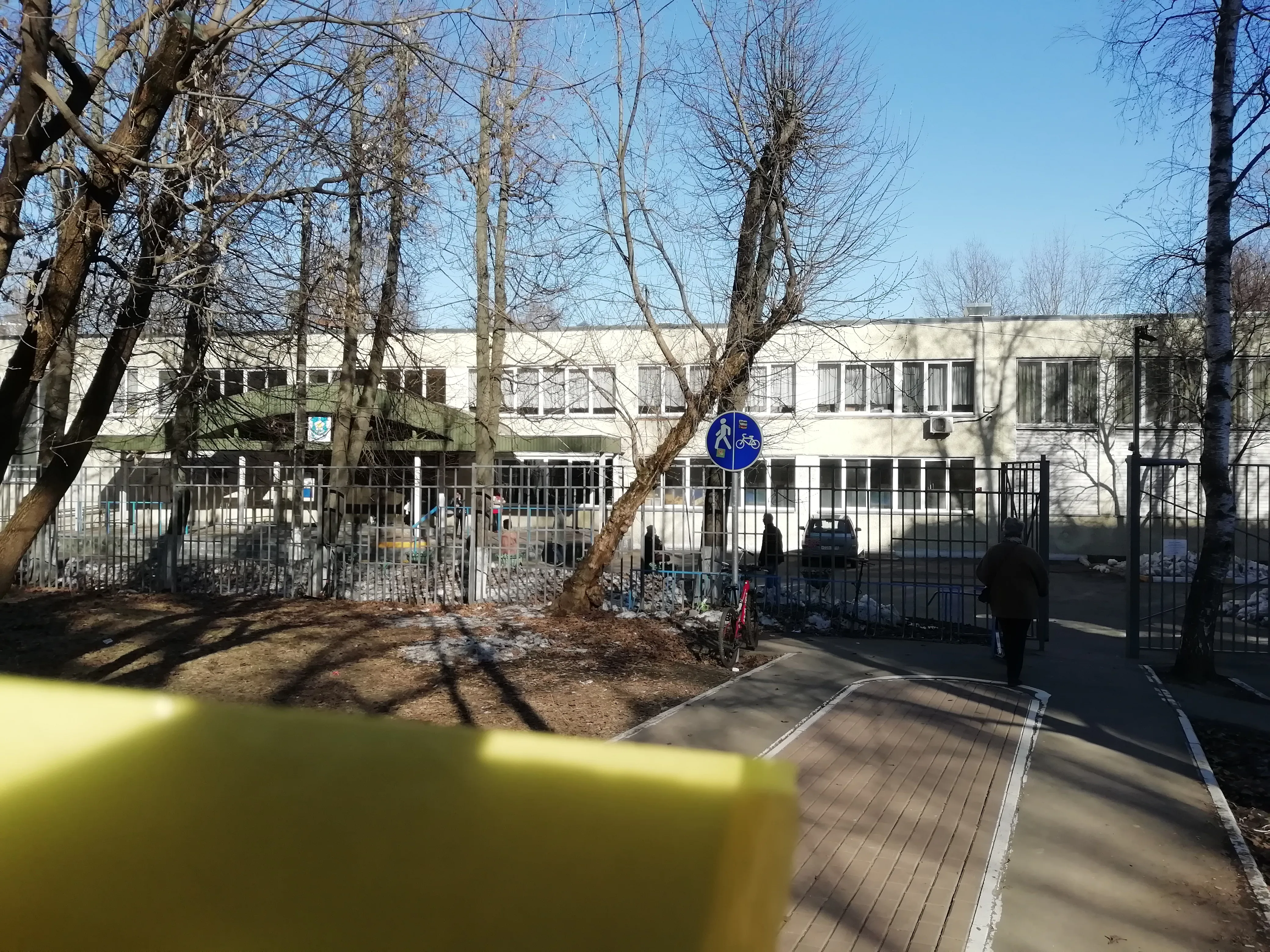 Ретро-школа с витражами, фото 18