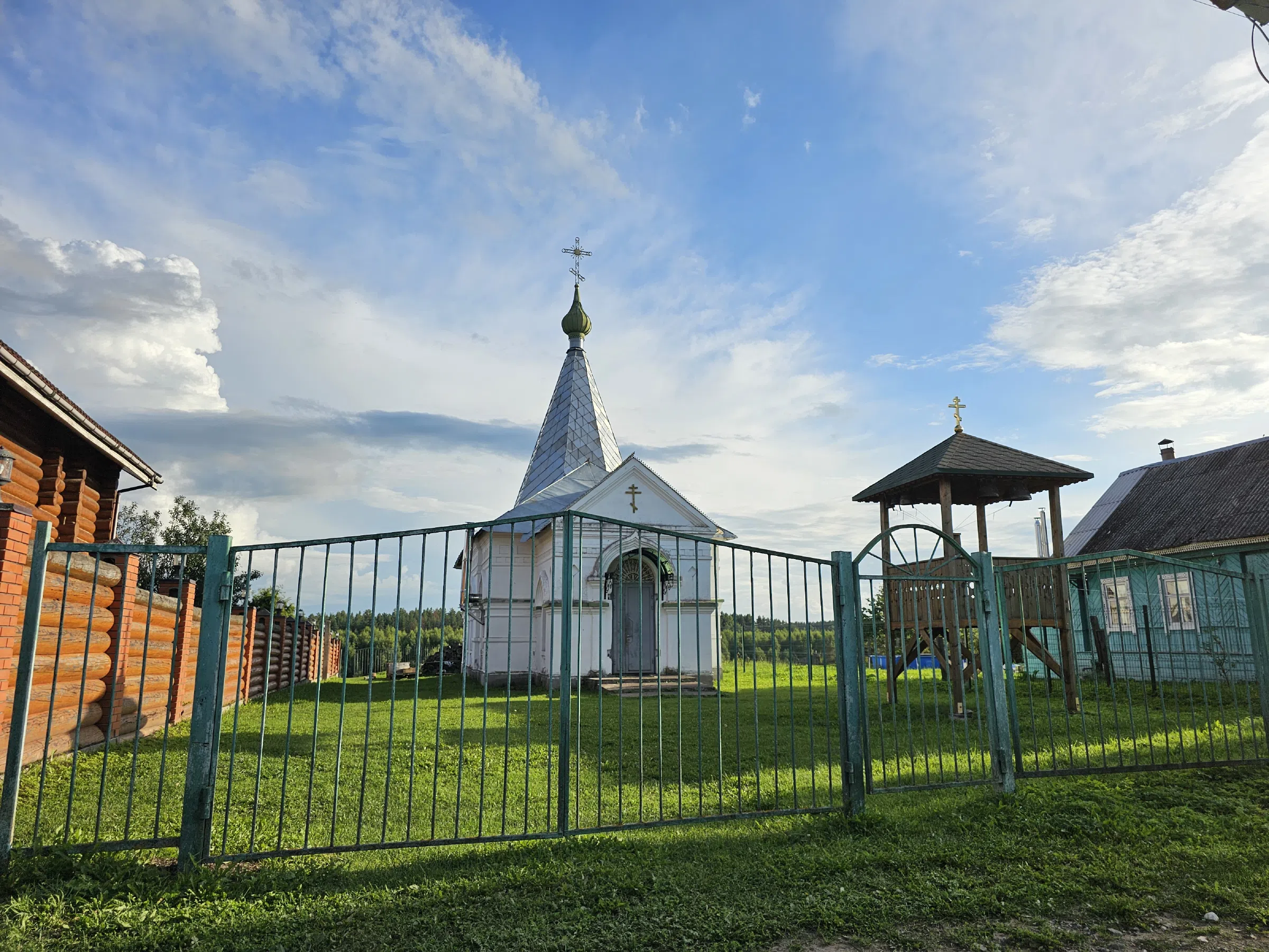 Резная бирюзовая дача, фото 3
