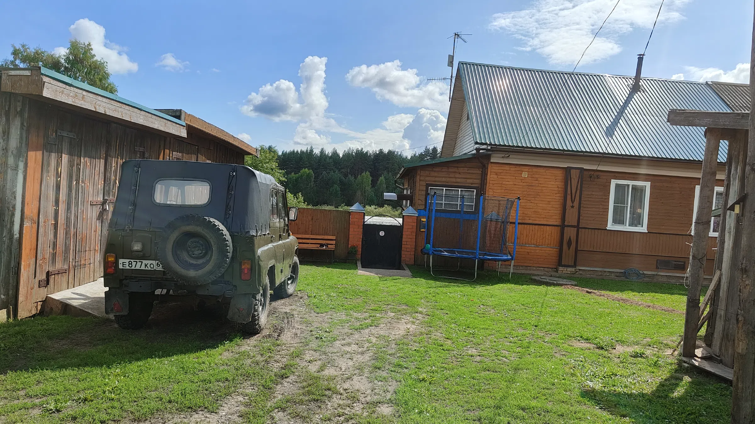 Деревенский магазин у леса, фото 23