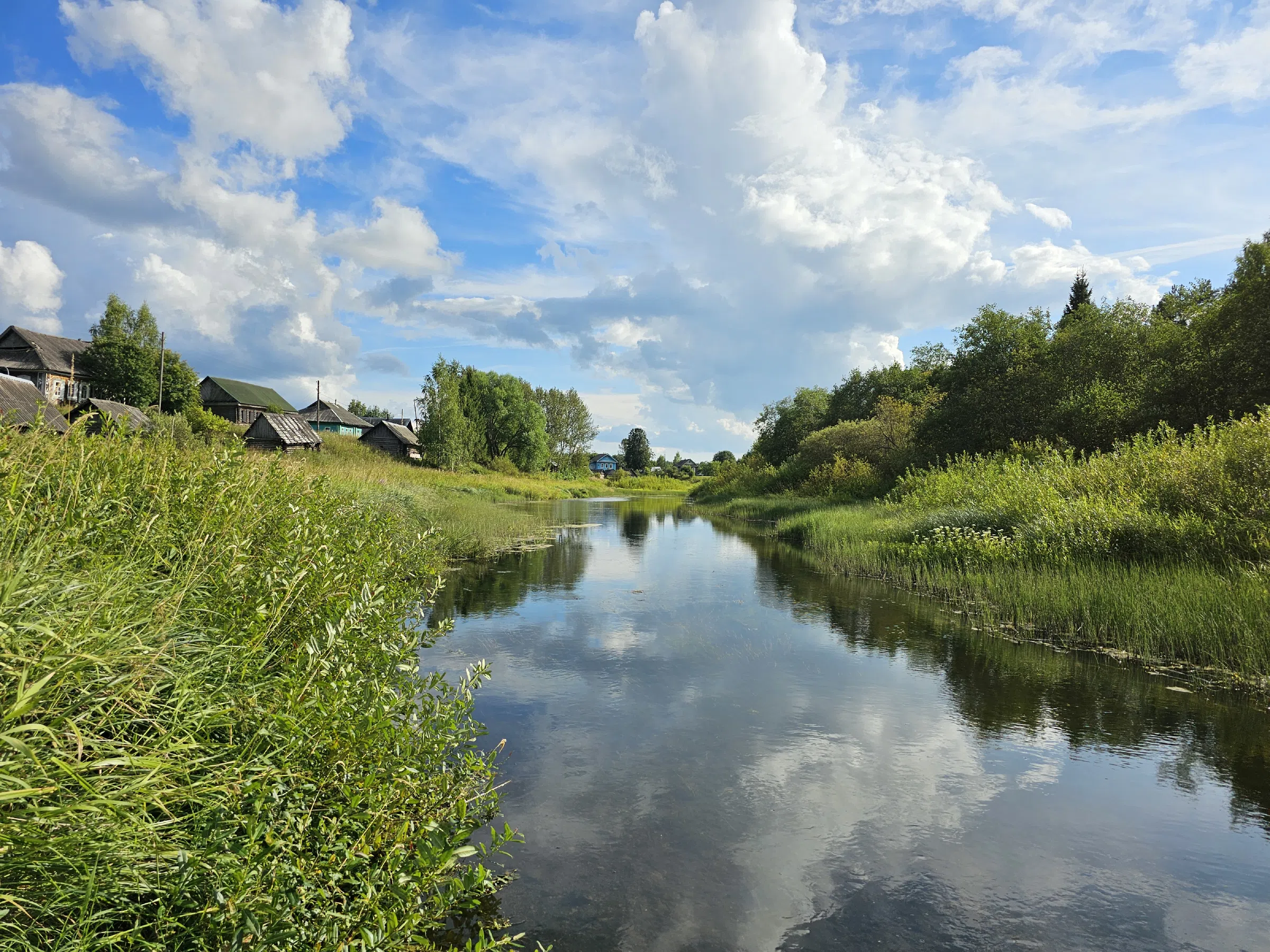 Деревня у реки, фото 1
